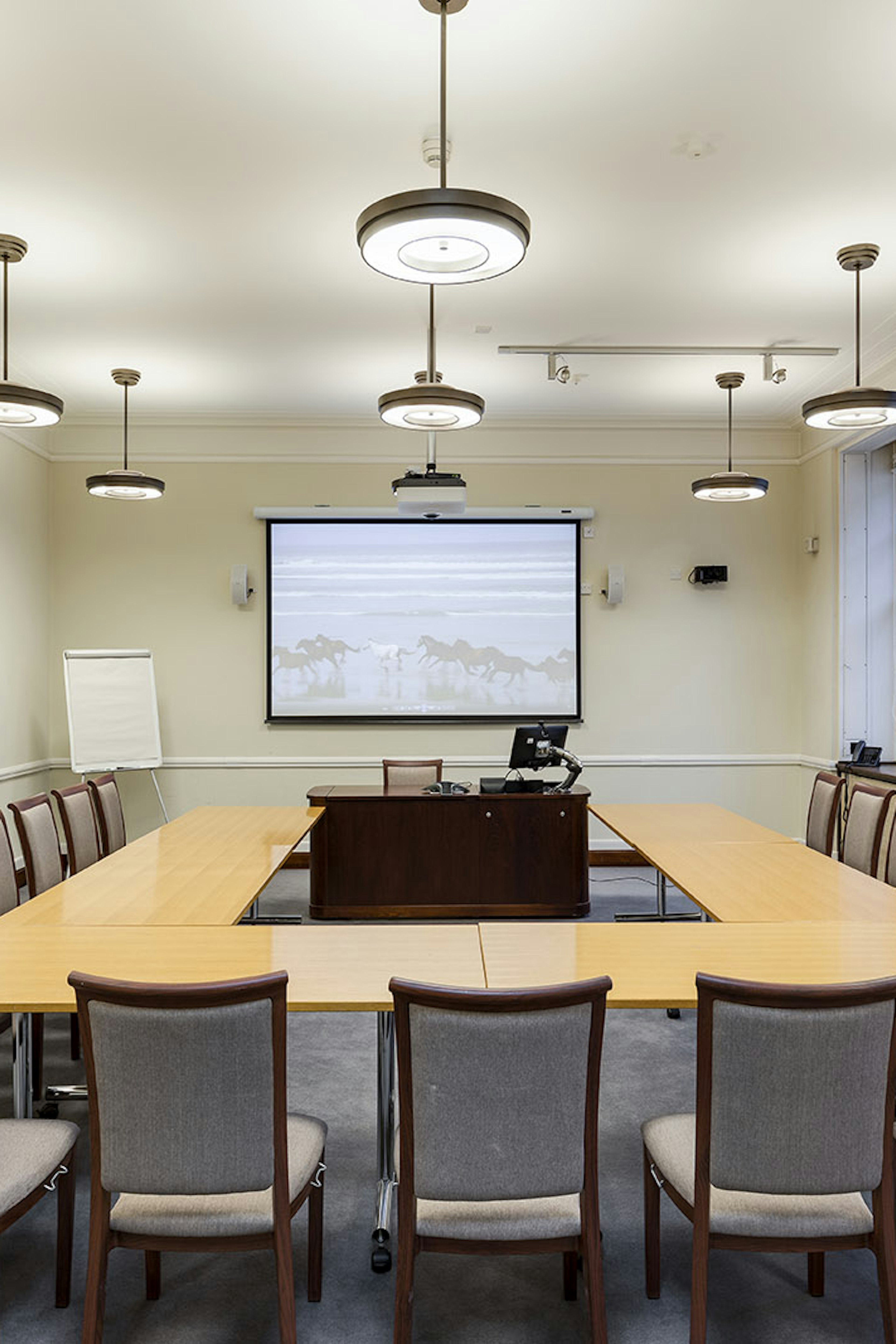 Business | Meeting Rooms - Senate House
