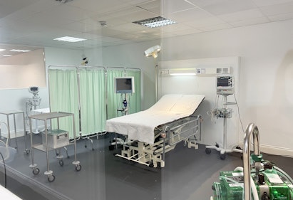 Film and Photo - Medical GP hospital room 