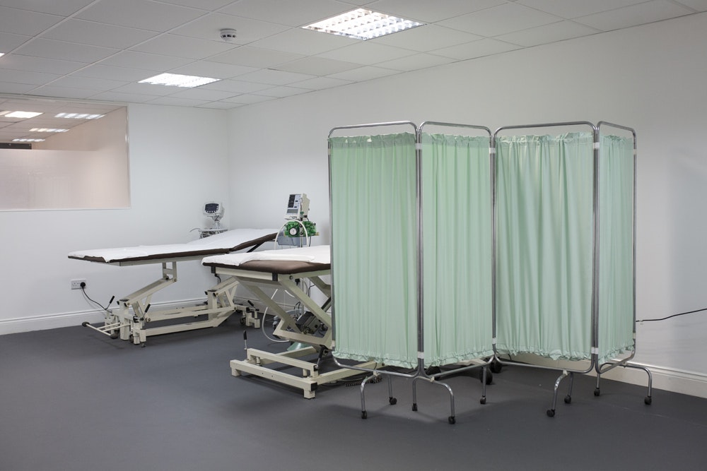 Medical GP hospital room  - WHOLE SPACE image 7