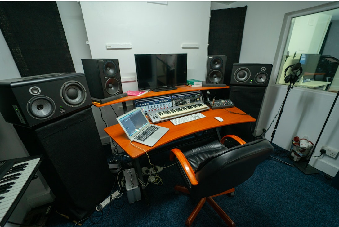 Recording Booth Venues in London - Bond Street Studios
