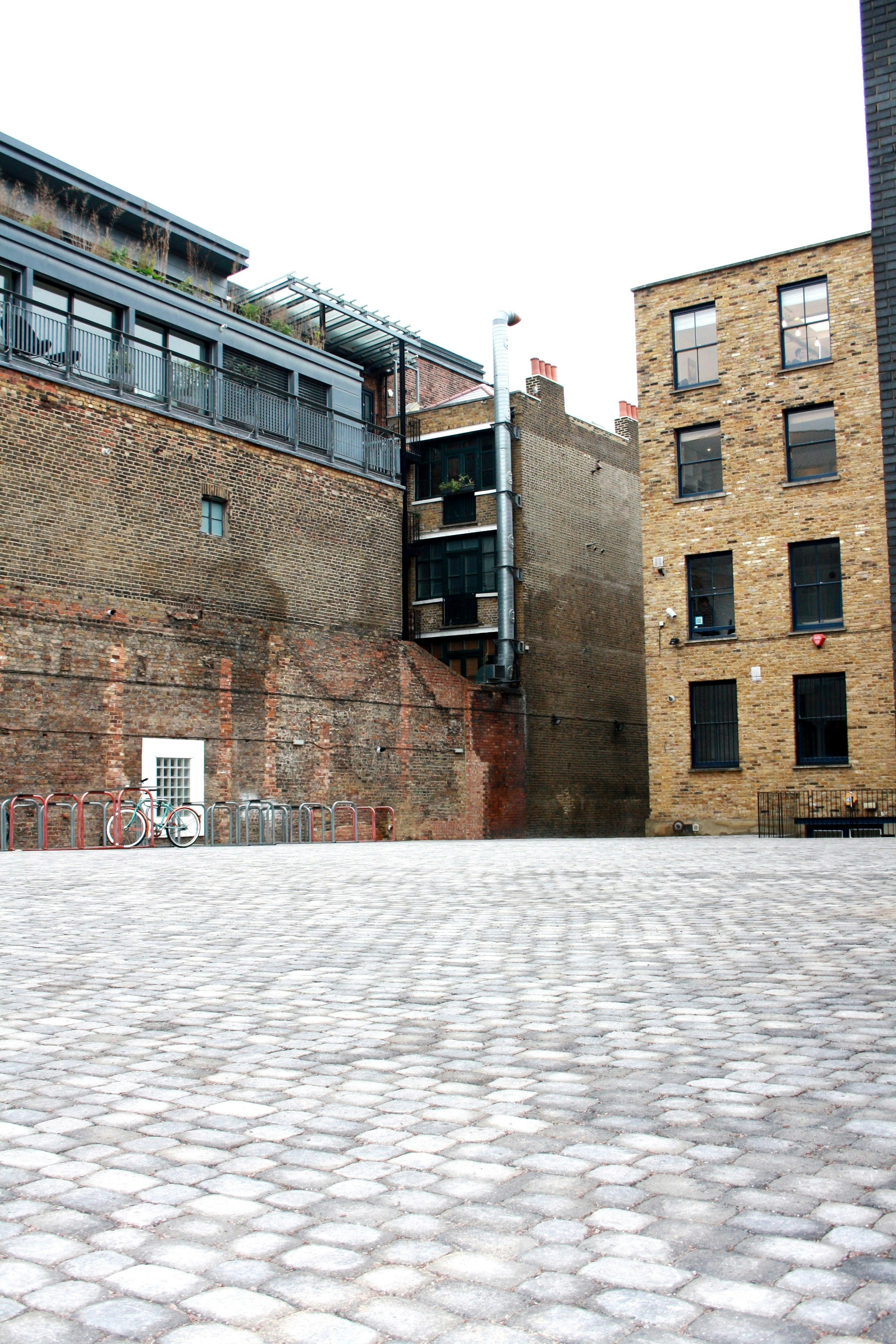Shoreditch Electric Light Station - Courtyard image 4