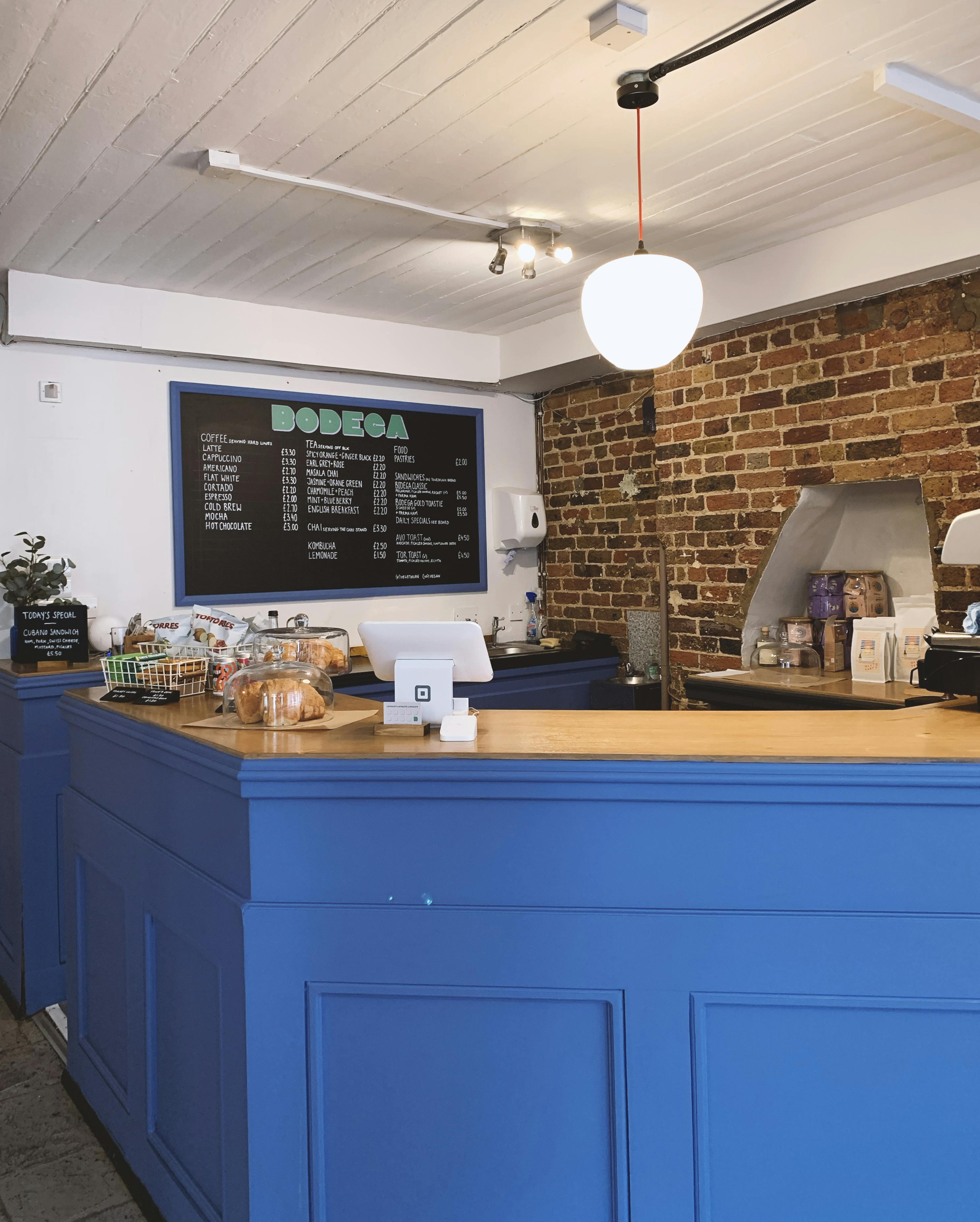 Bodega Eastbourne - image 1