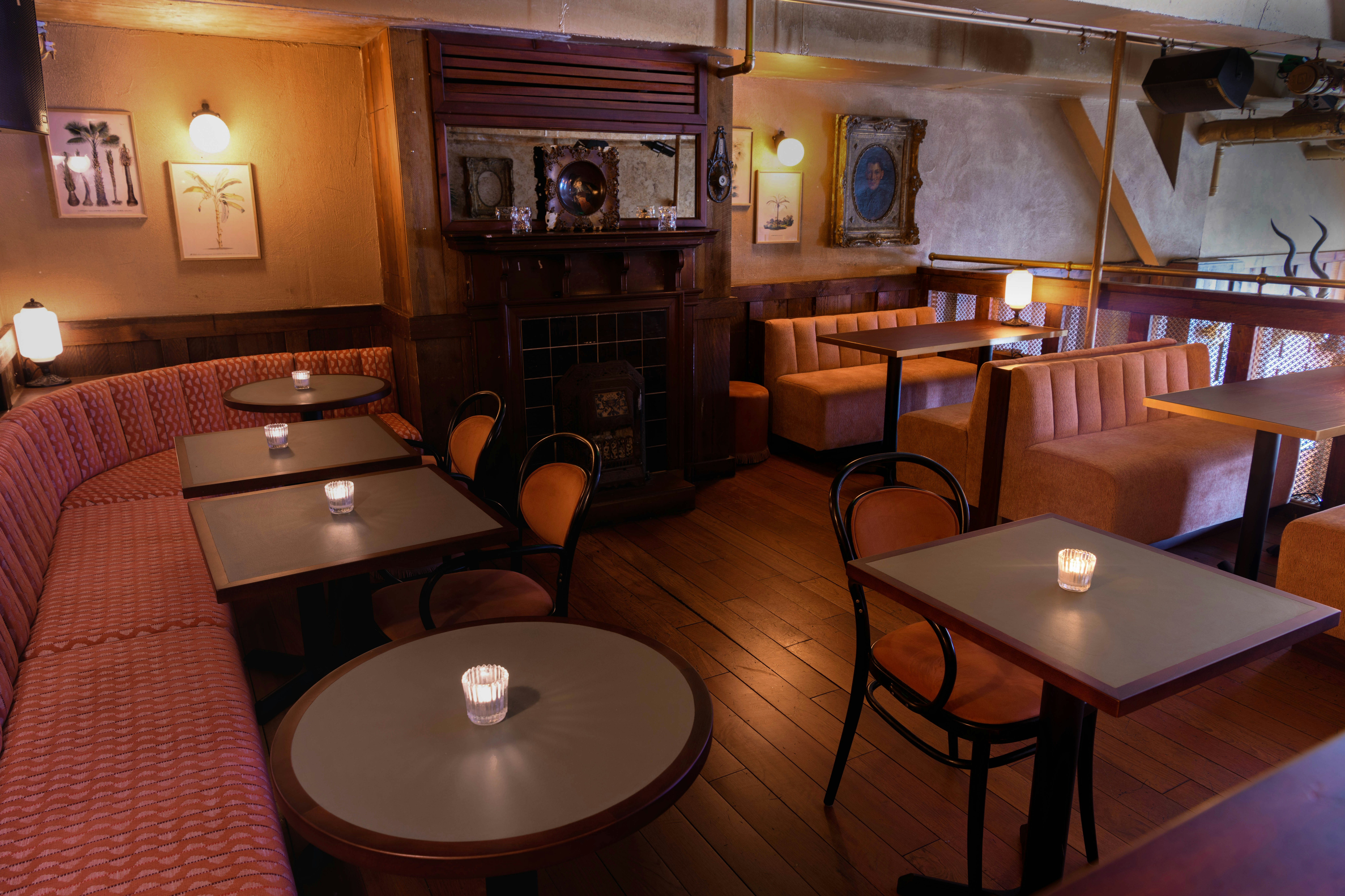 The Breakfast Club Canary Wharf - The Breakfast Pub image 6
