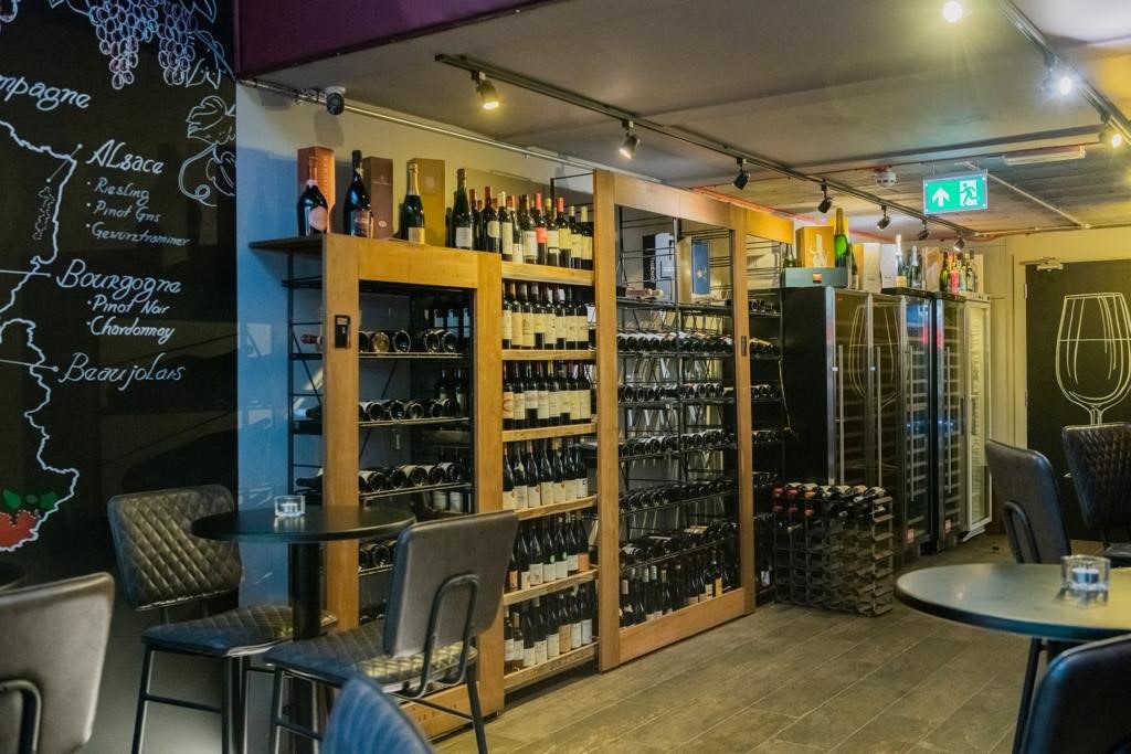 Brooks Mews Wine House - Whole Venue image 5