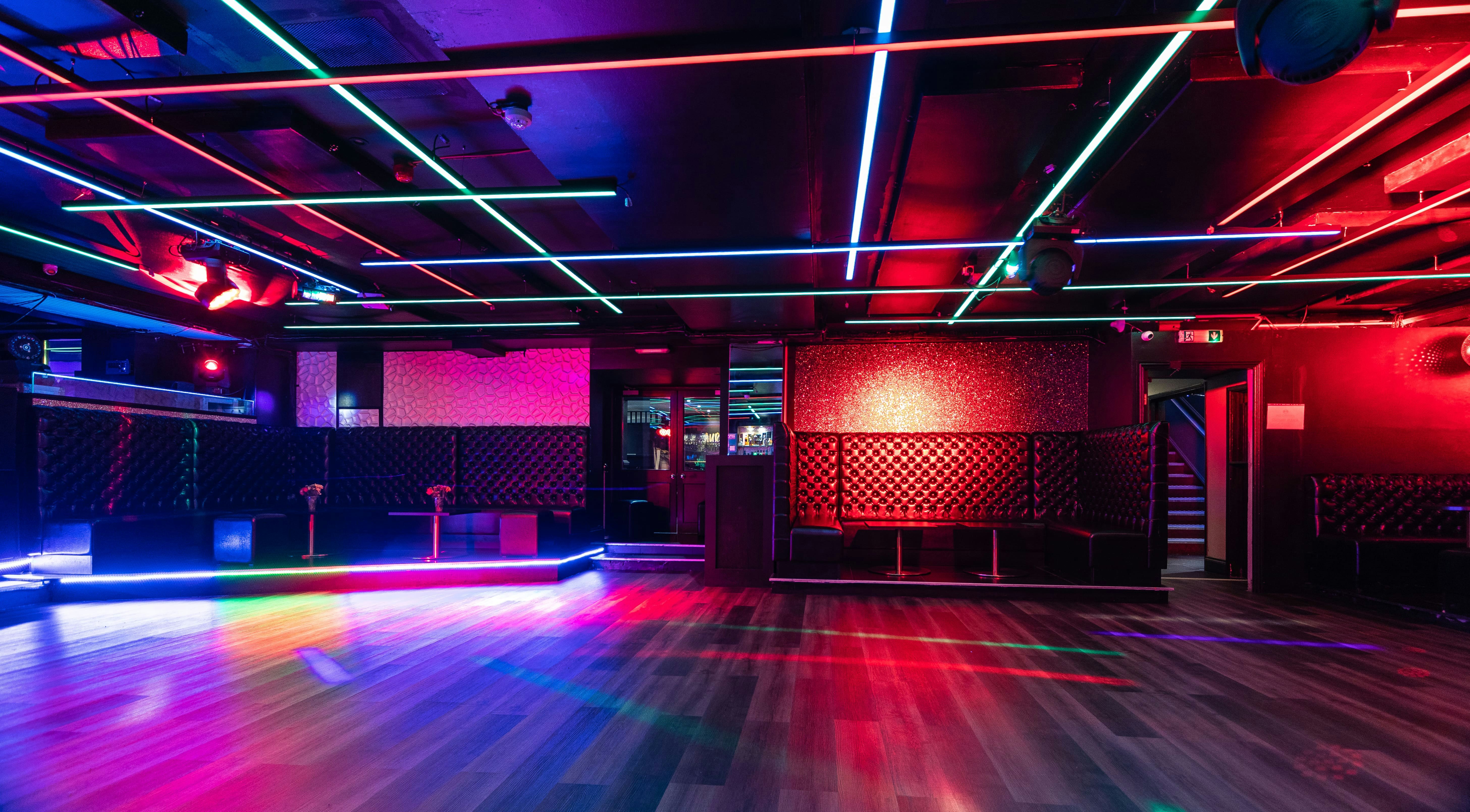 Aura Nightclub - Main Room image 4