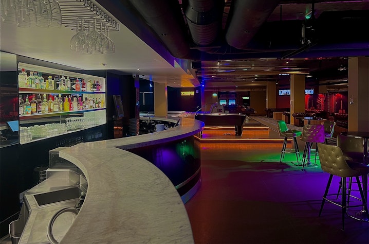 Bloomsbury Bowling Lanes & The Kingpin Suite - The KingPin Suite image 1