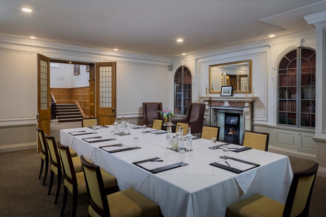 Oatlands Park Hotel - Garden Room image 1
