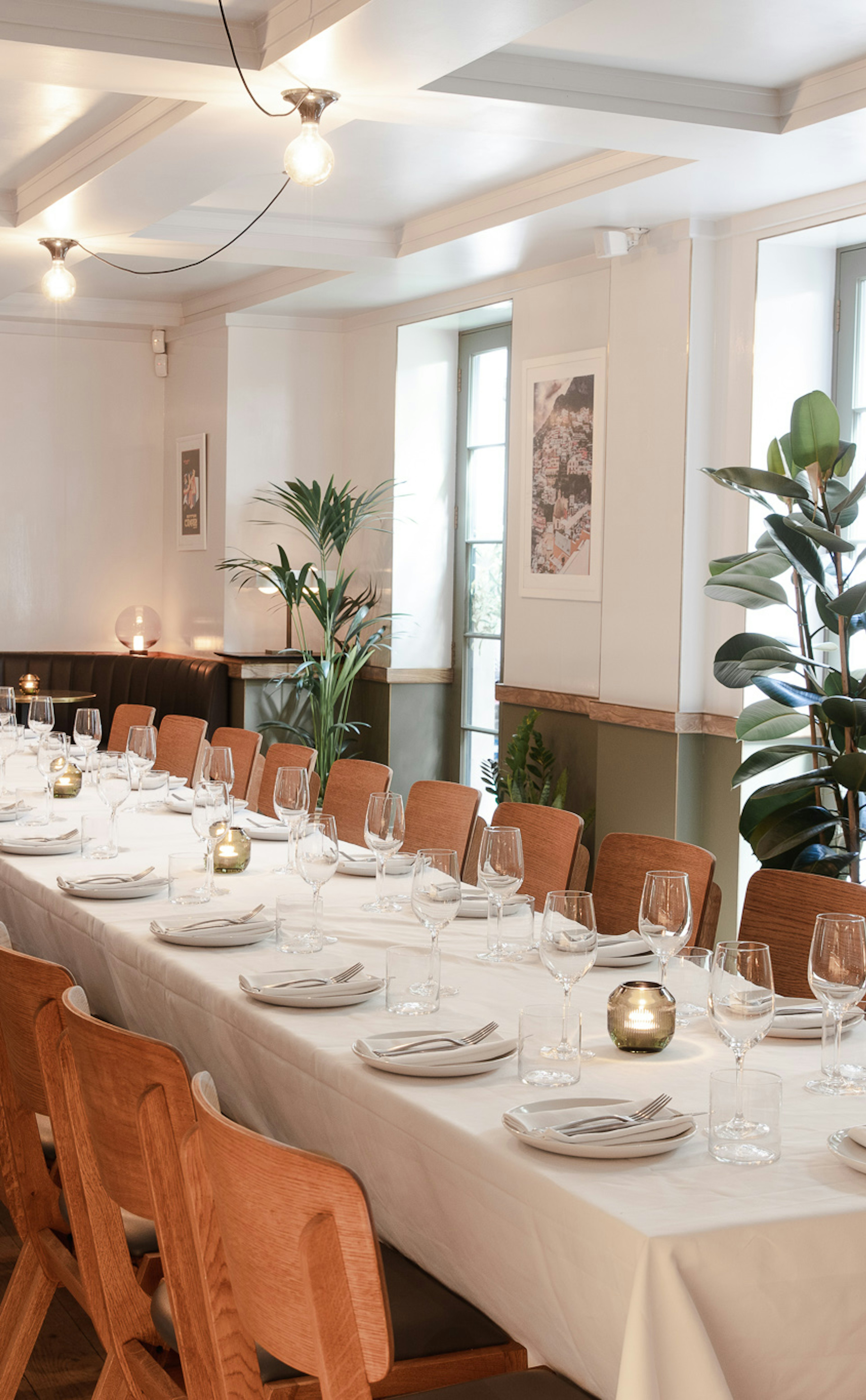 Private Dining Rooms - The Italian Greyhound