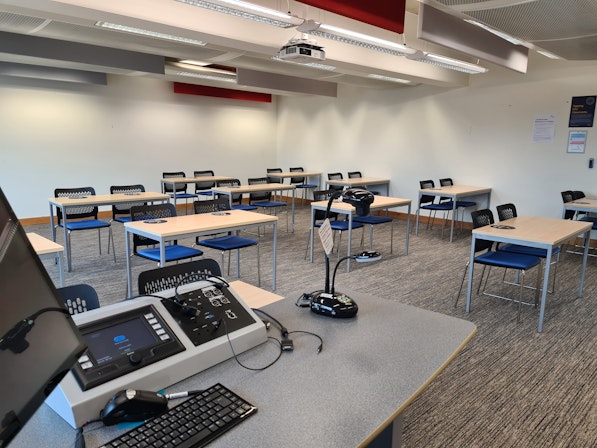 ARU Venue Hire - Cambridge - Medium Classroom image 3