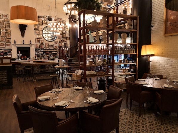Ibérica Canary Wharf - Vinoteca image 2