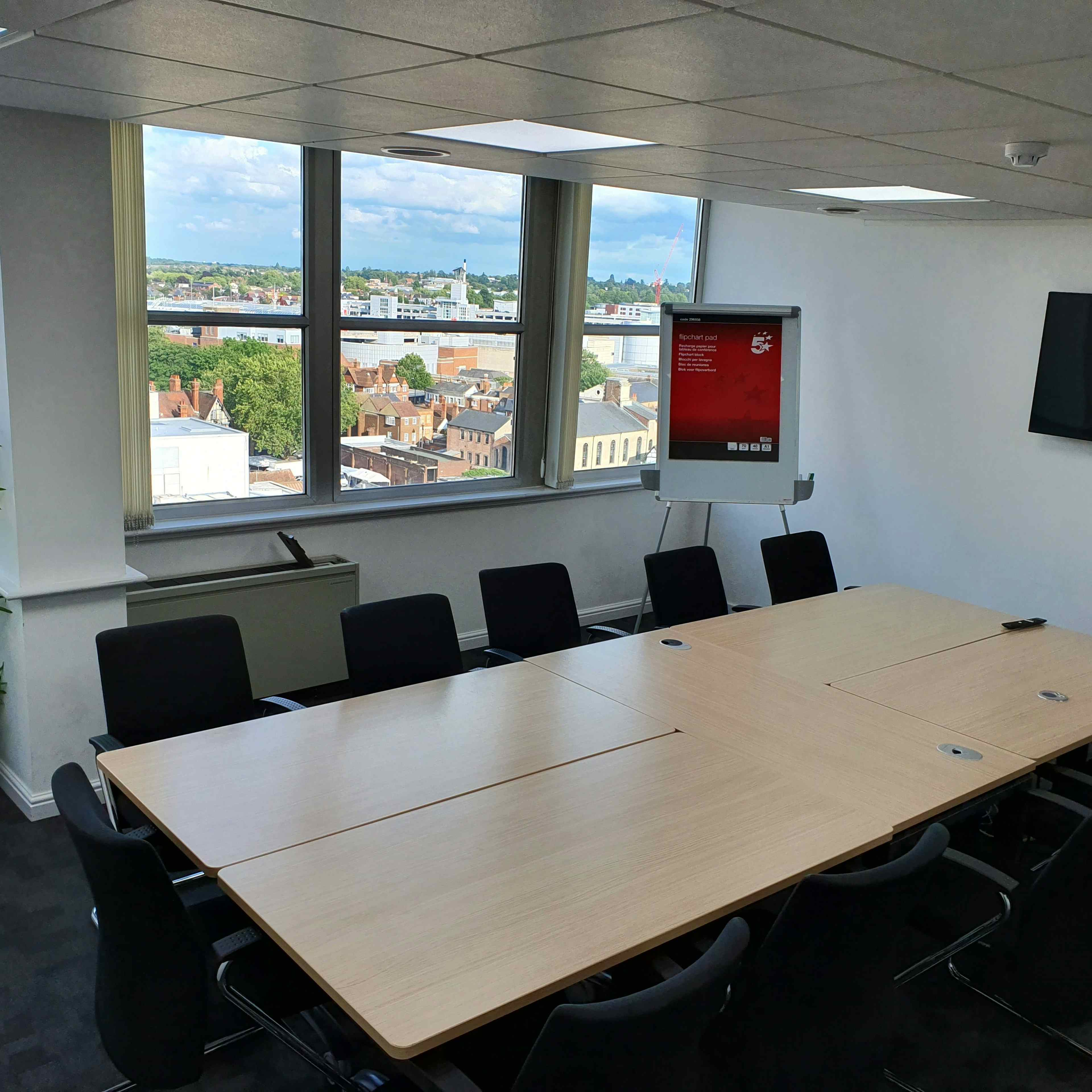 Reading Business Centre, Fountain House - Meeting Room 2 (East Side) image 2