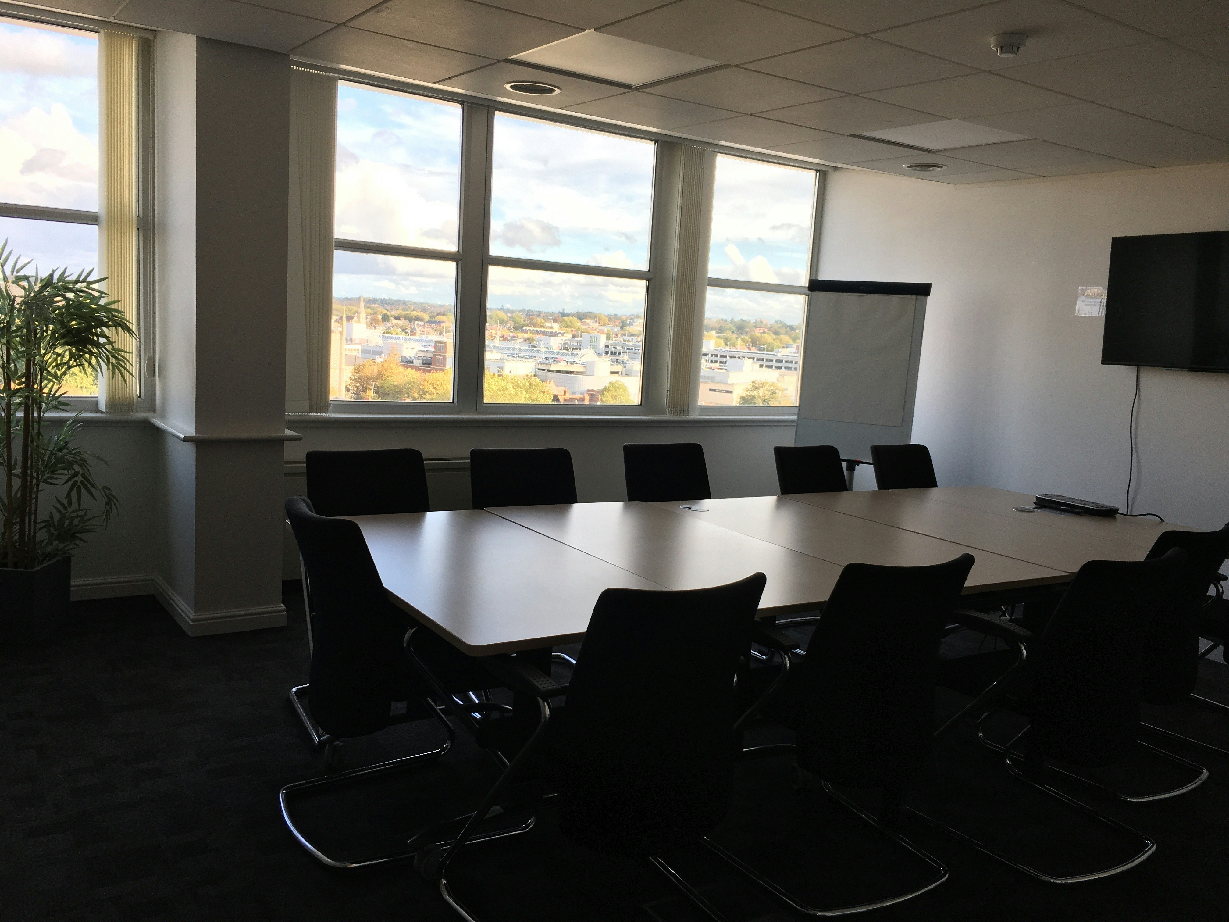 Reading Business Centre, Fountain House - Meeting Room 2 (East Side) image 3