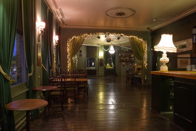 East Dulwich Tavern - The Lodge image 3