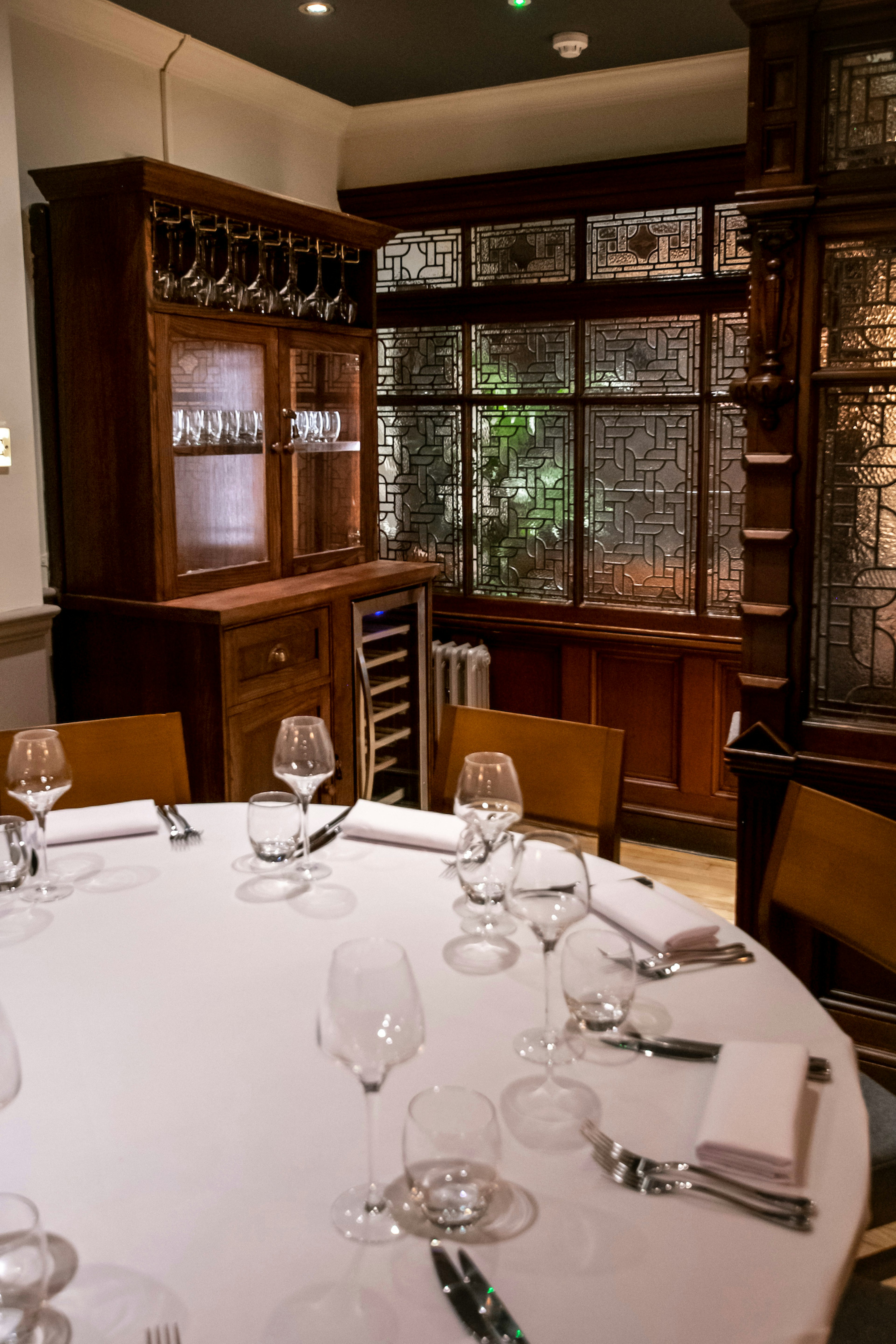Dining  | Clementine Room 