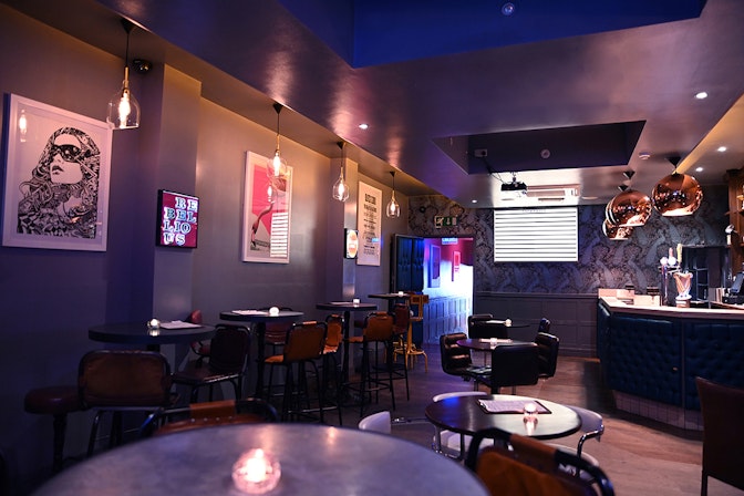 Lizard Lounge - Two Bar Areas image 2