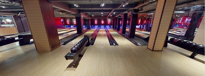 Bloomsbury Bowling Lanes & The Kingpin Suite - The Main Alley image 1