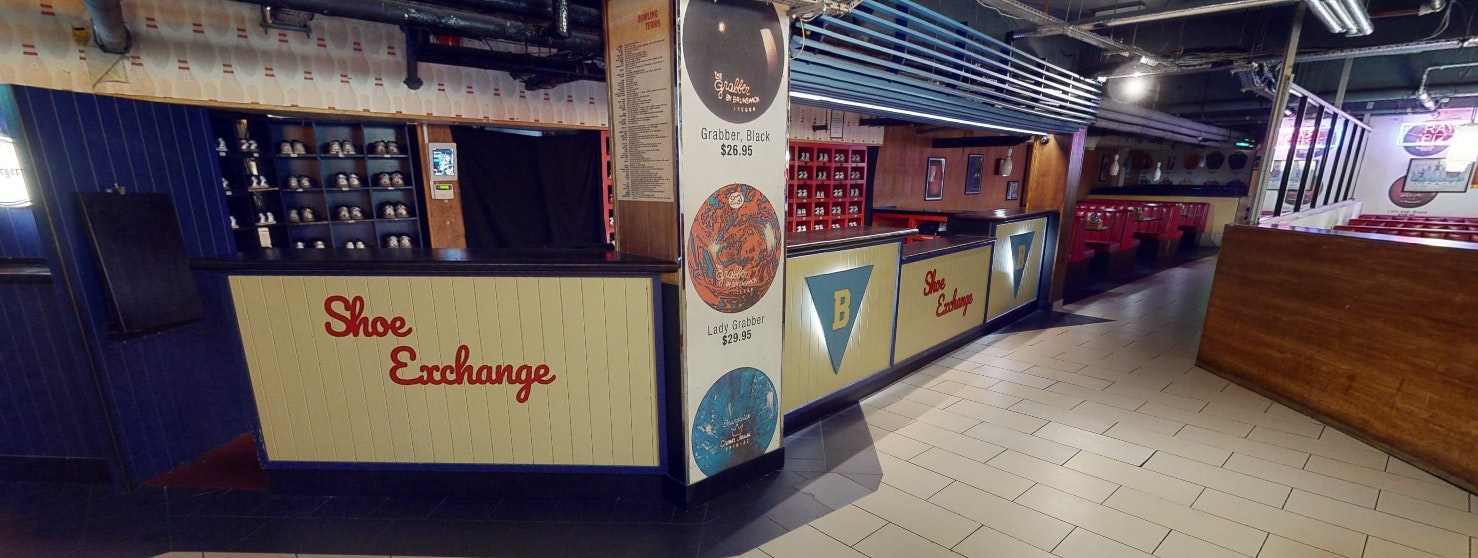 Bloomsbury Bowling Lanes & The Kingpin Suite - The Main Alley image 8