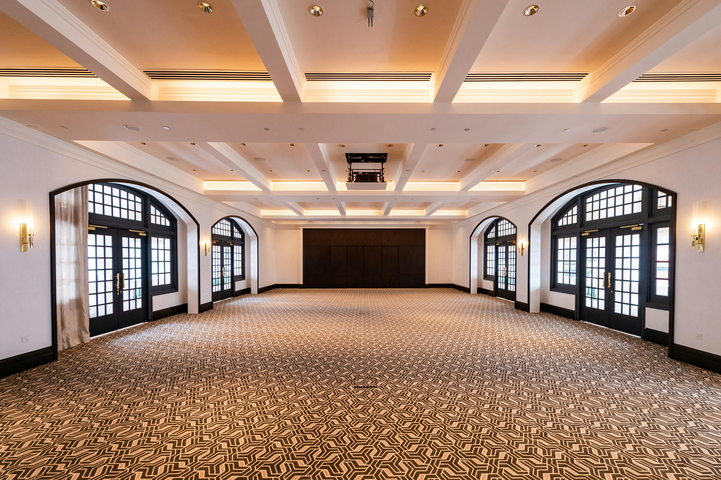 Raffles Singapore - image 1