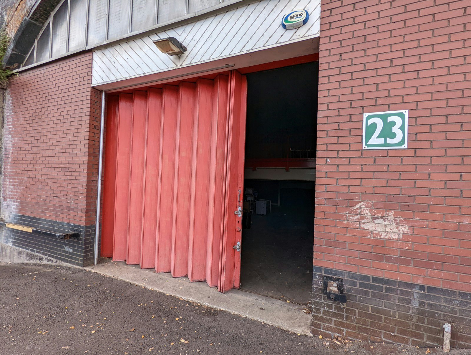 Found. Redbank Arches - Unit 23  image 2