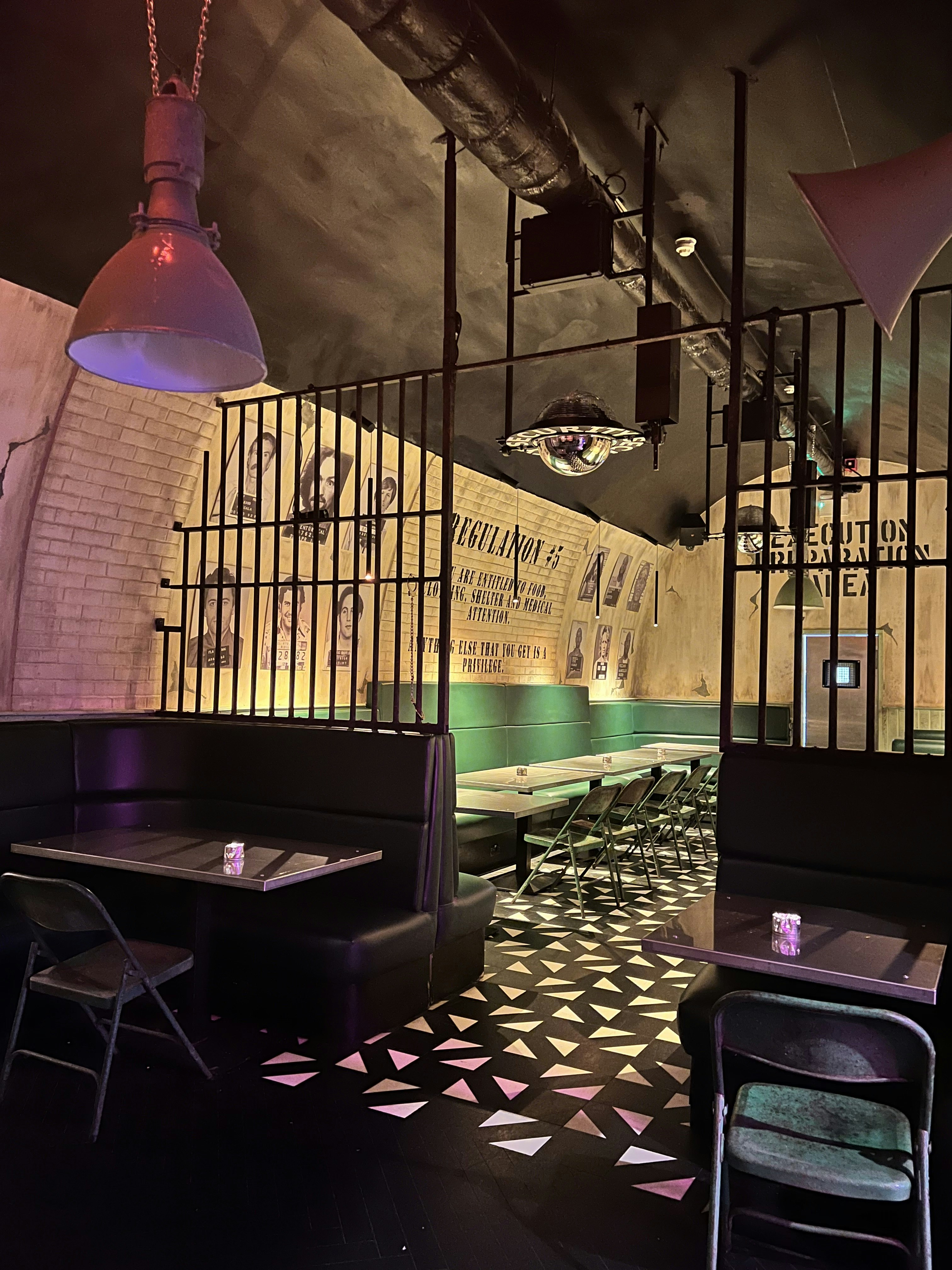 Rennie Vaults at London Bridge  - Slammers Cocktail Bar image 8