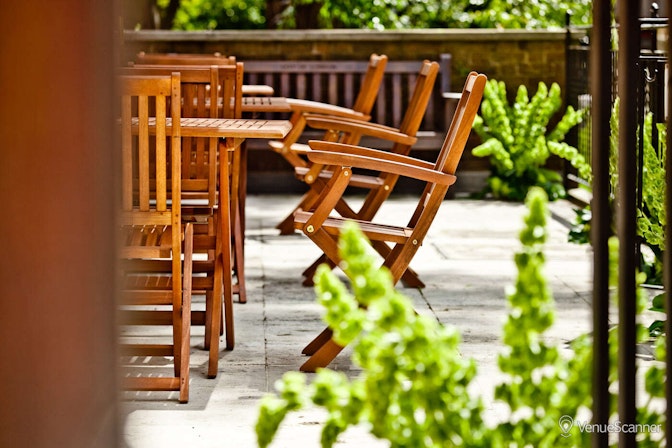 Barber-Surgeons’ Hall - Terrace and Garden  image 3