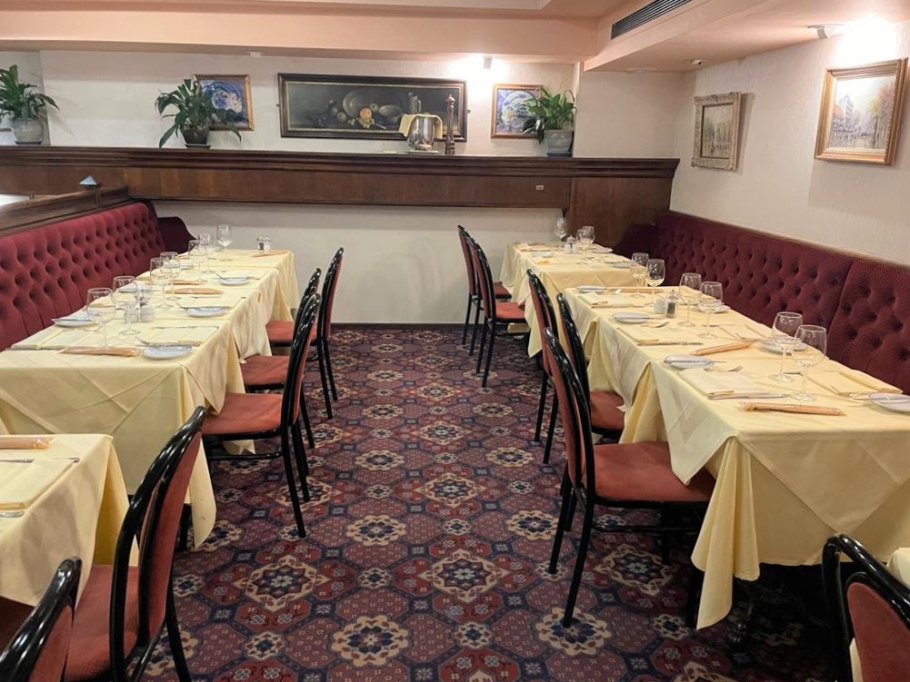 Bolton's Restaurant - Semi- private hire image 1