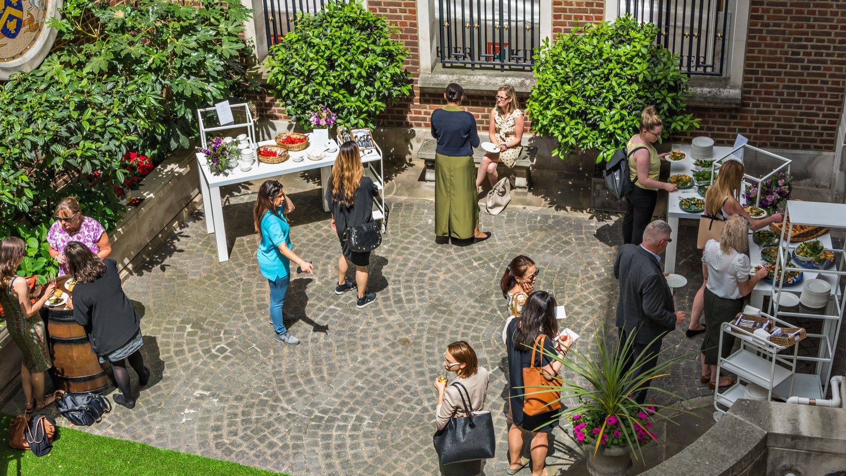 Saddlers’ Hall - Courtyard   image 2