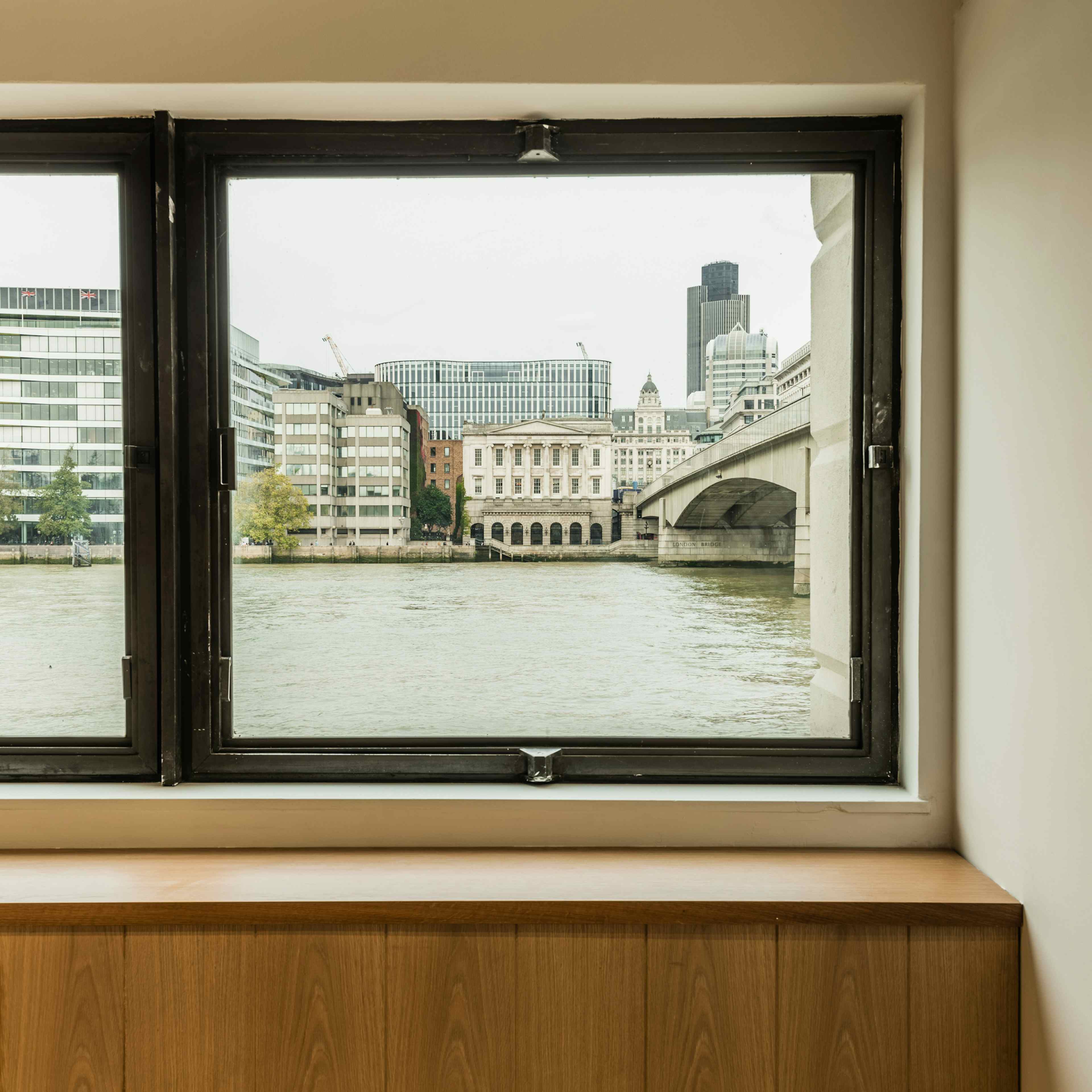 Glaziers Hall - The Thames Room image 3