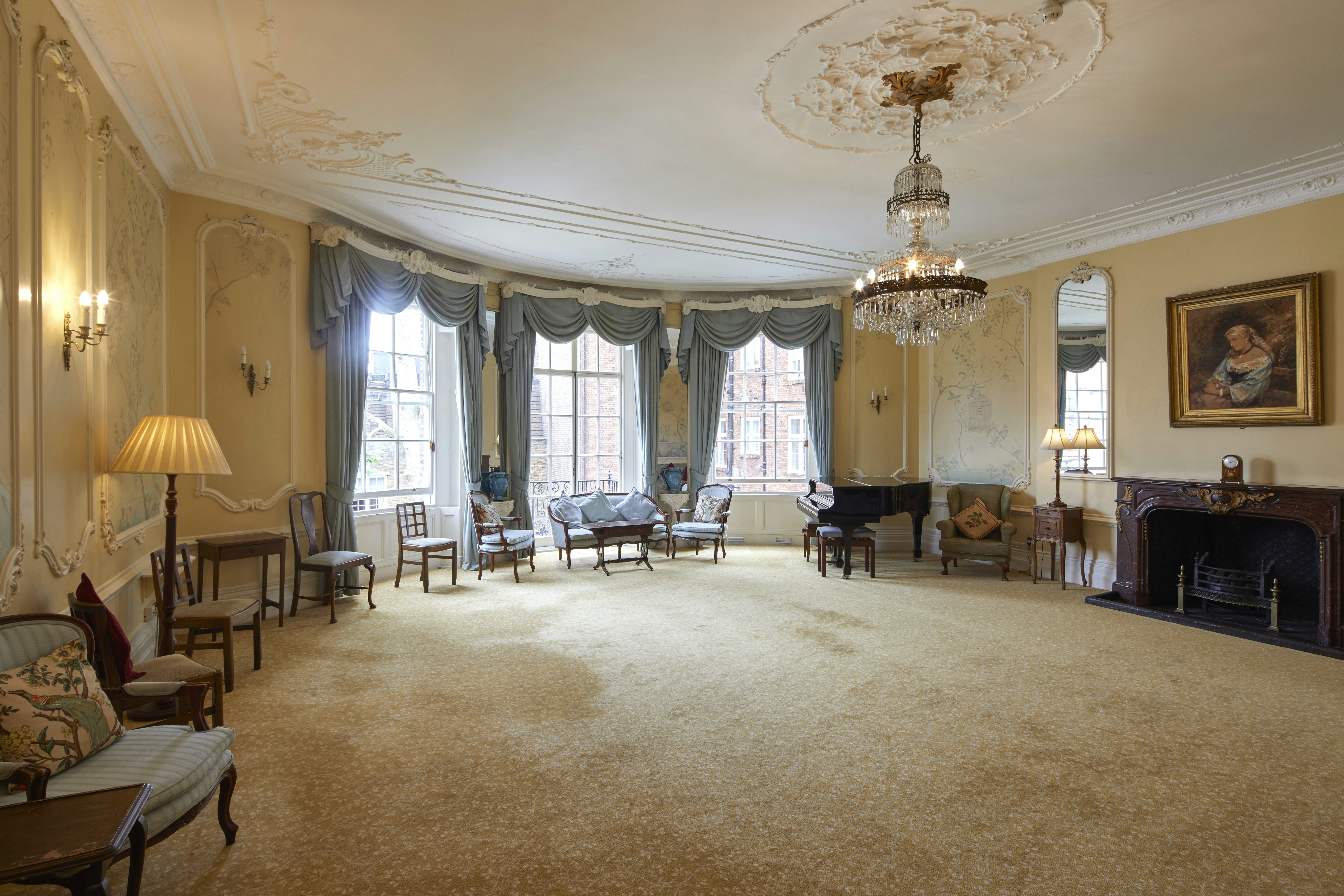 University Women's Club - The Drawing Room image 6
