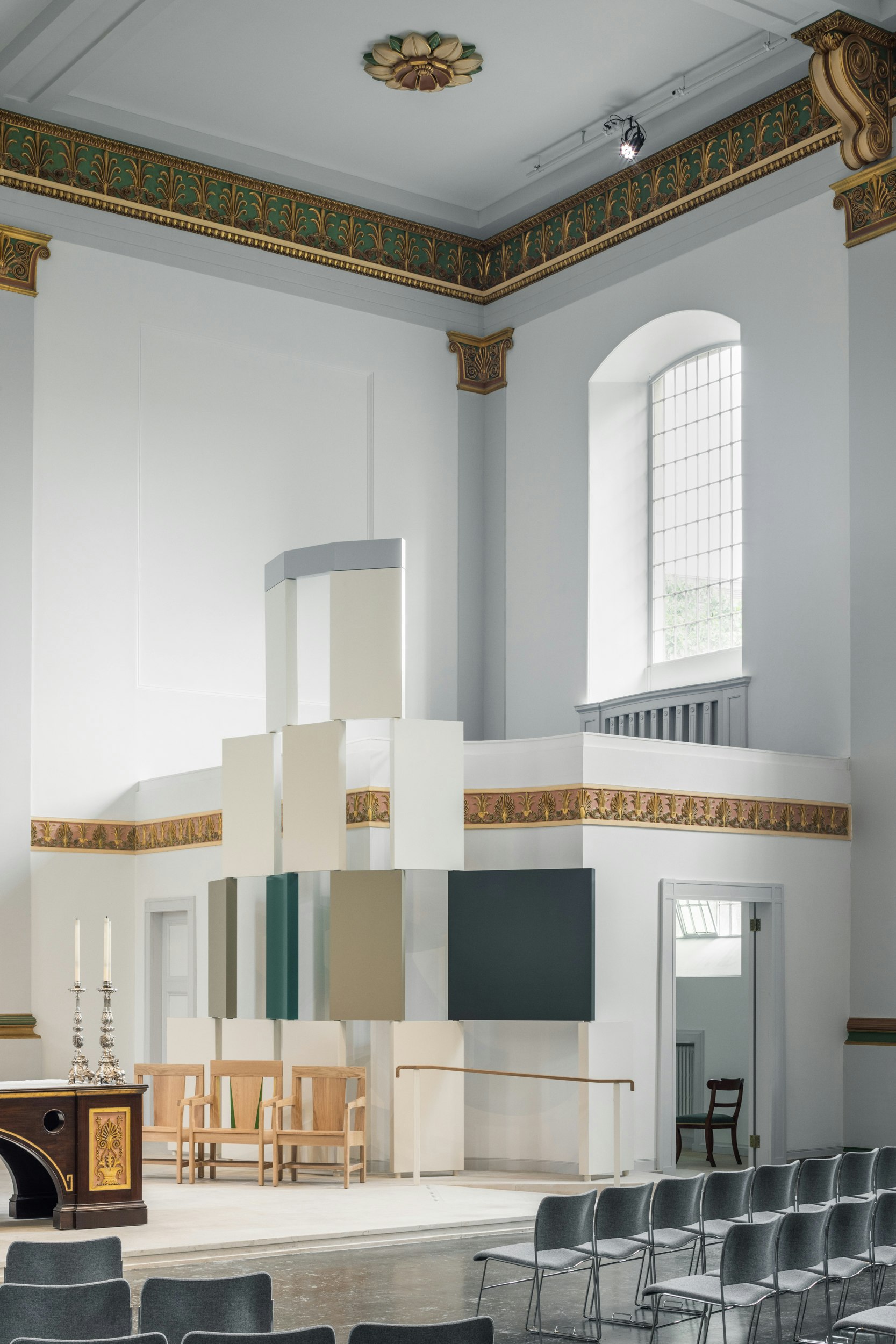73 Waterloo at St Johns - The Nave image 6