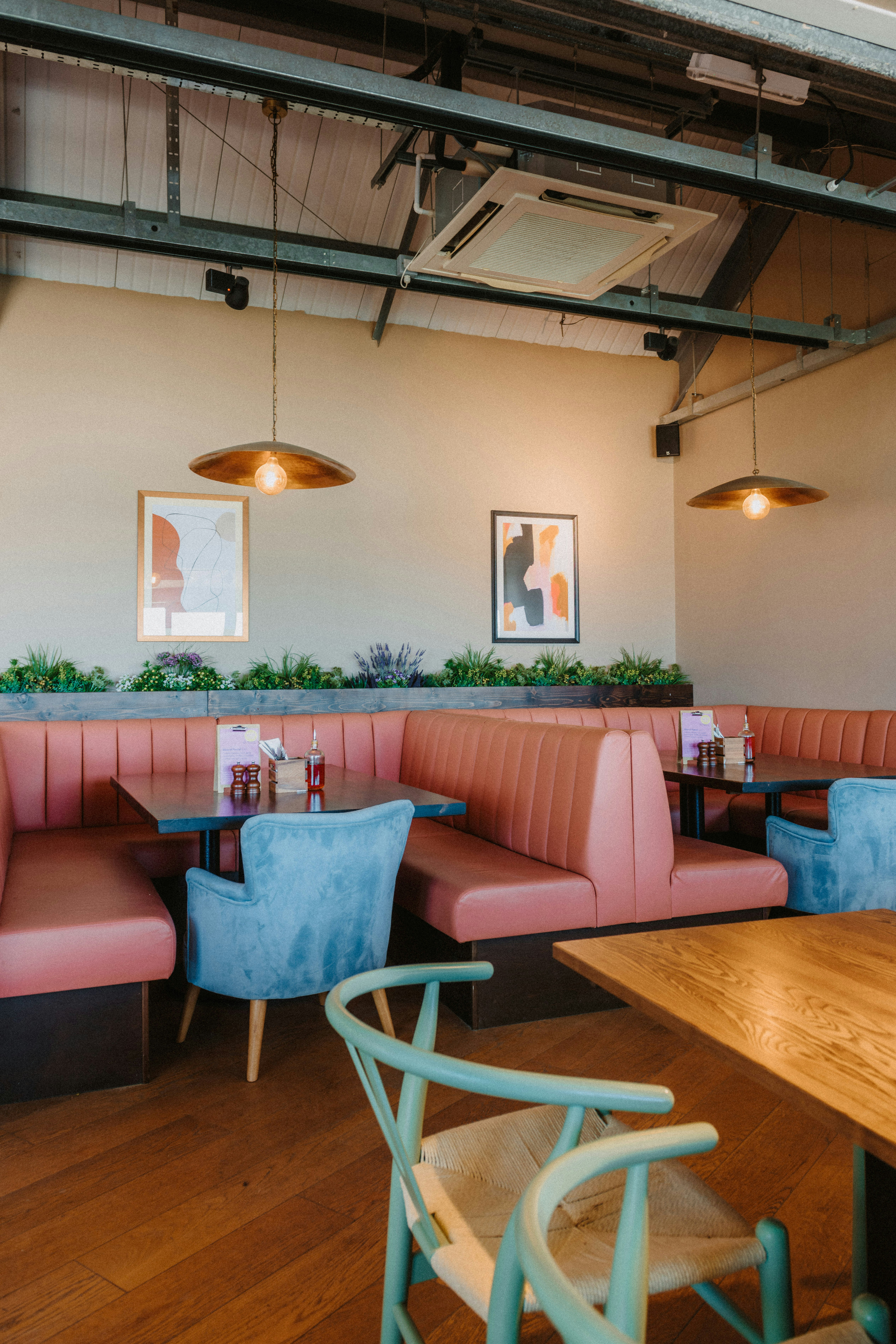 The Fistral Stable - Longboard Bar  image 9