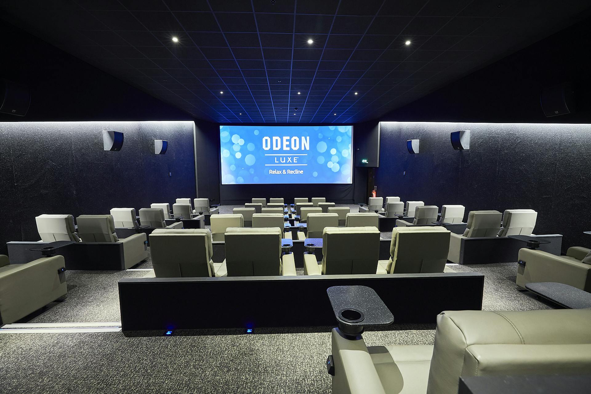 ODEON LUXE & DINE Islington - image 1