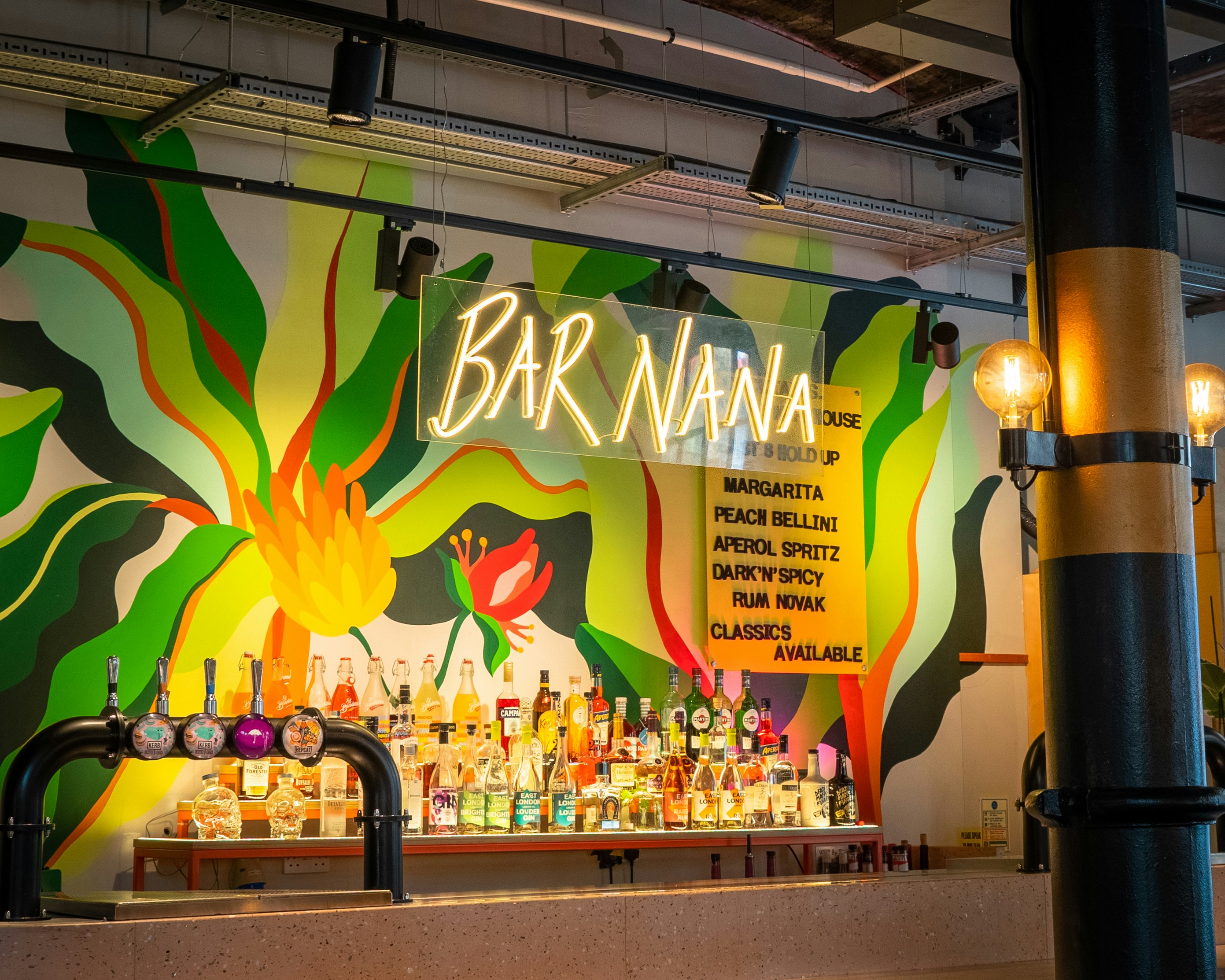Seven Dials Market  - Bar Nana image 1