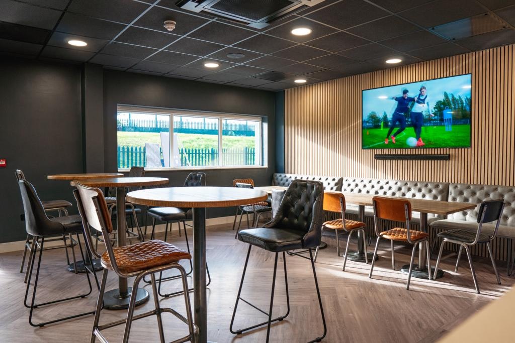PSA Performance Centre - Sports Bar & 3G Pitches image 2