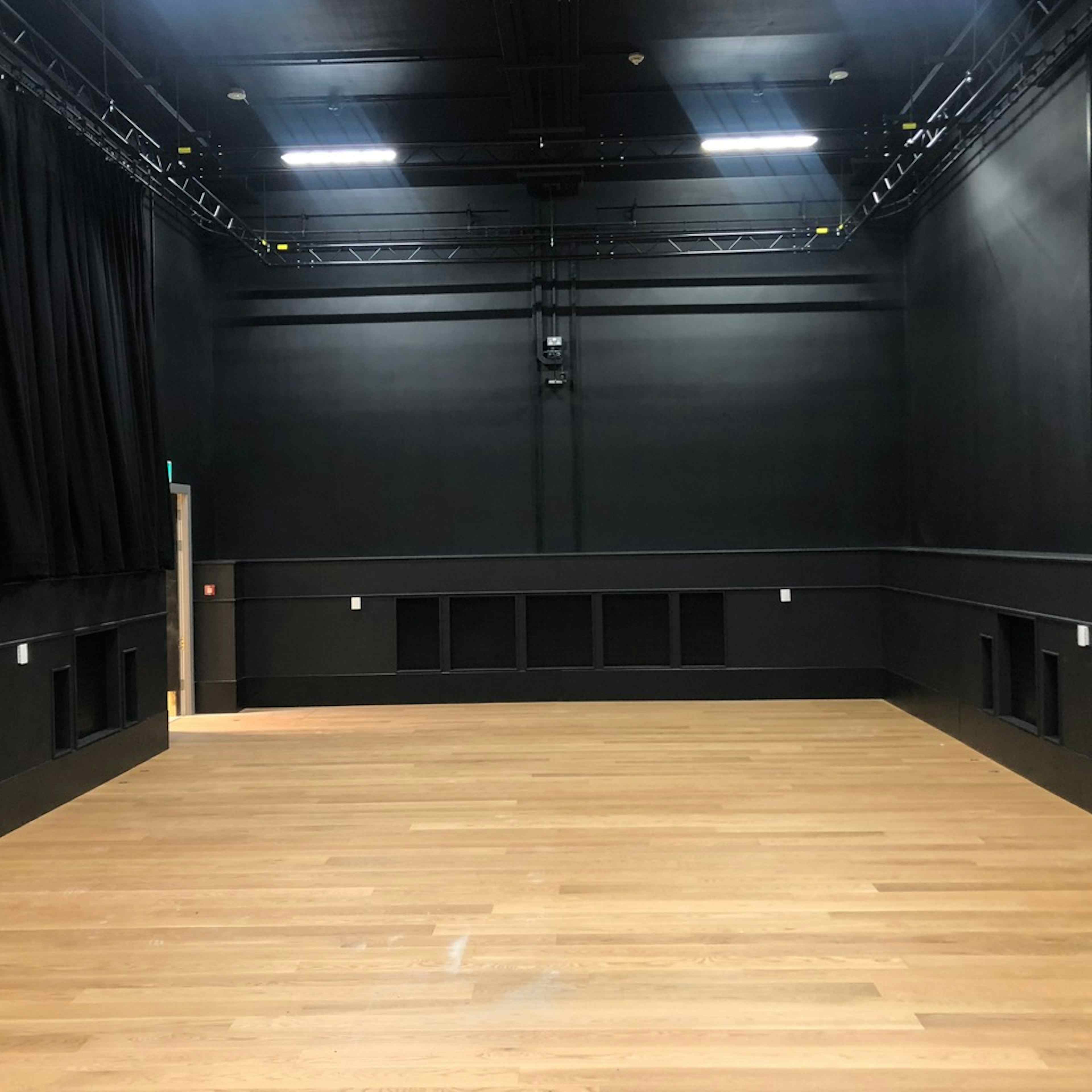 The Royal College of Music - Performance Studio image 3