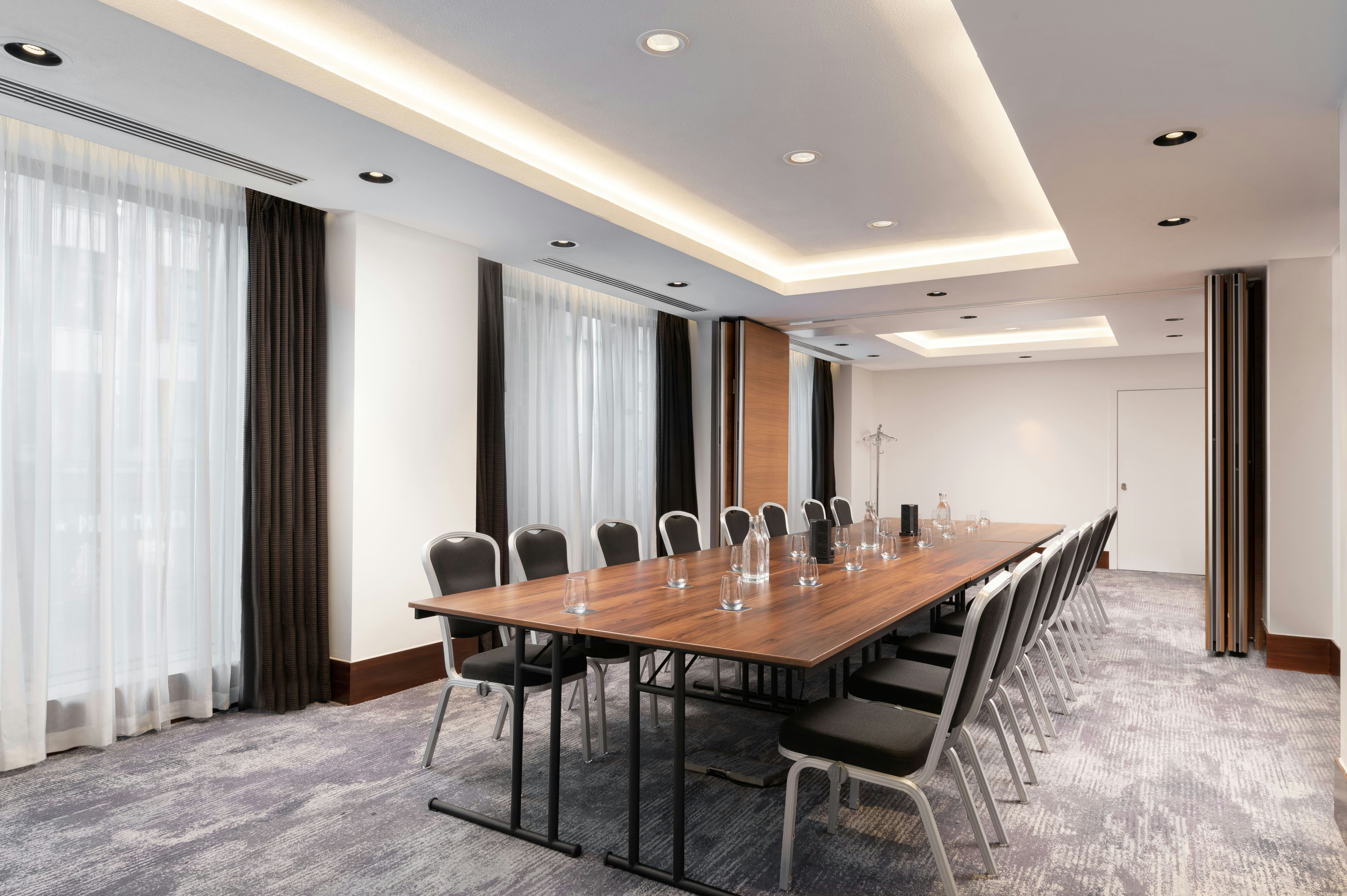 Hilton London Metropole - Mezzanine Meeting Rooms image 2