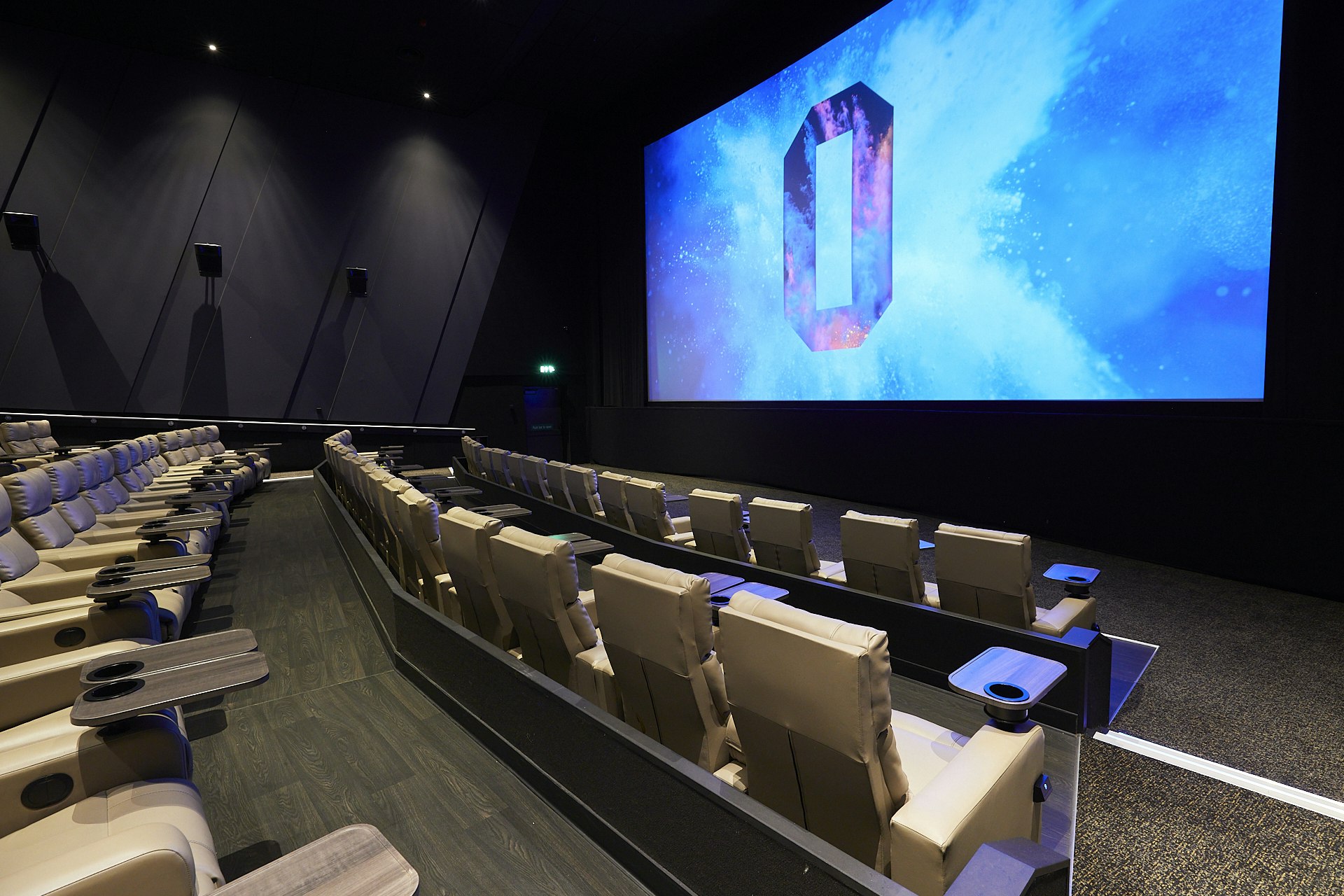 ODEON Luxe Lee Valley - Screens image 1