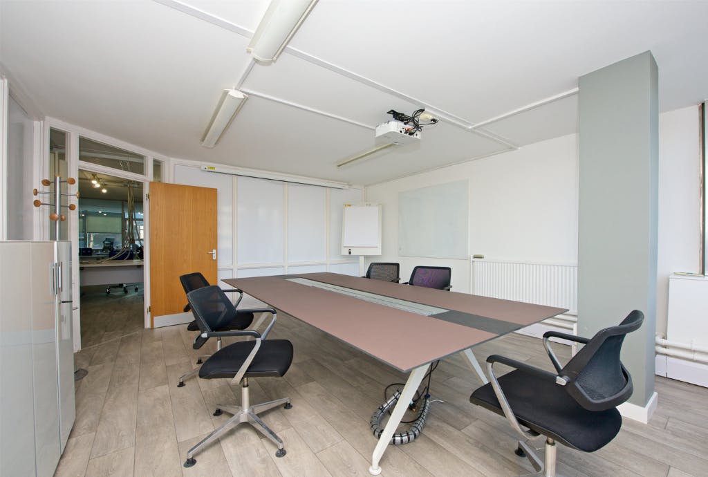 Freedom Works - Metro House, Chichester - image 1