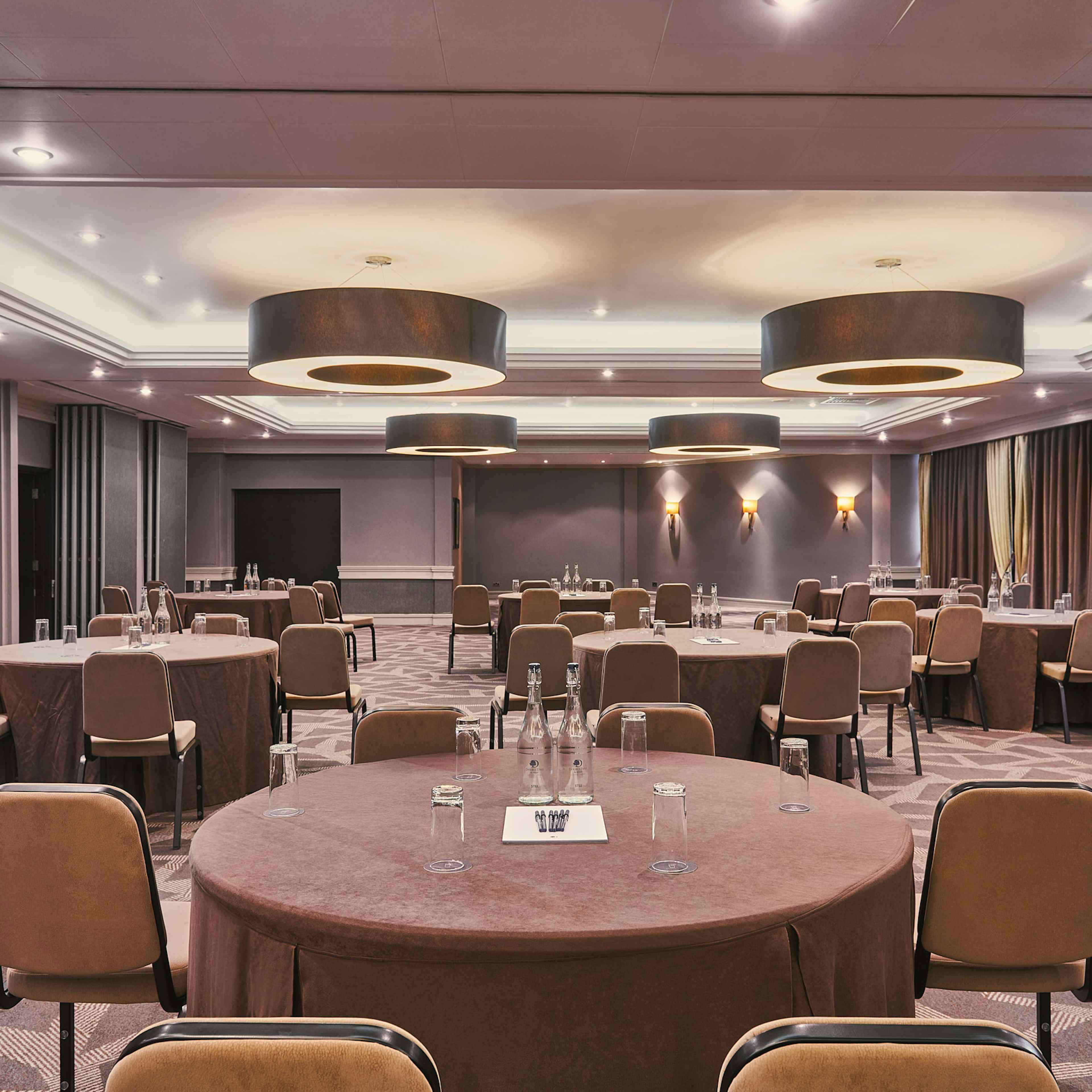 DoubleTree by Hilton London Ealing -  Ealing Suite image 3
