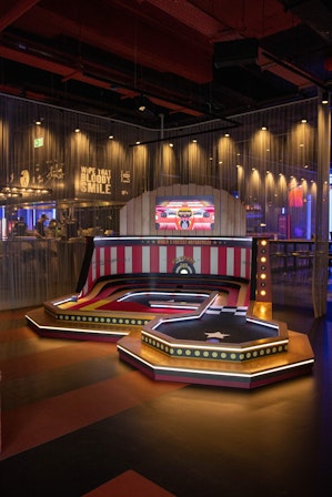 Urban Playground  - Putters Tech-infused mini golf (9 or 18 holes) image 3