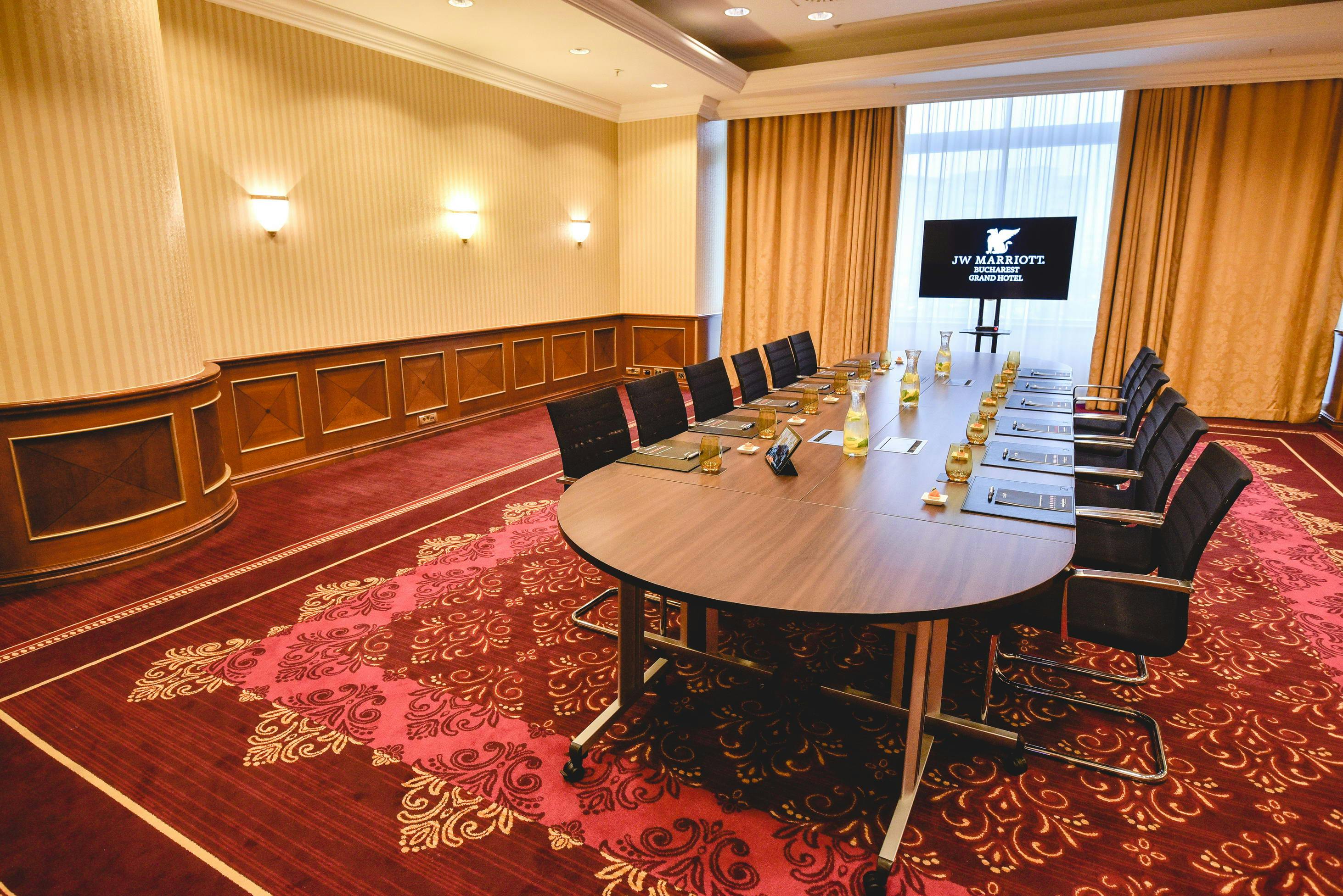 JW Marriott Bucharest Grand Hotel - image 1