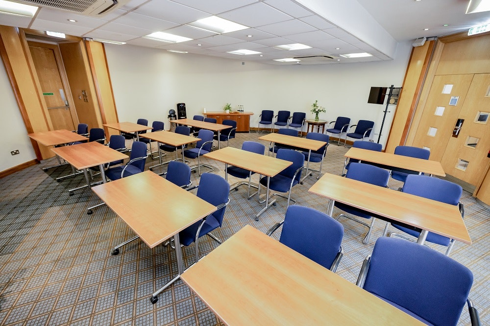 Best Western London Heathrow Ariel - The Montforte image 1