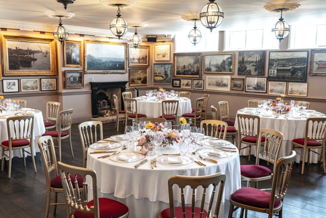 Trafalgar Tavern - The Hardy Suite image 2