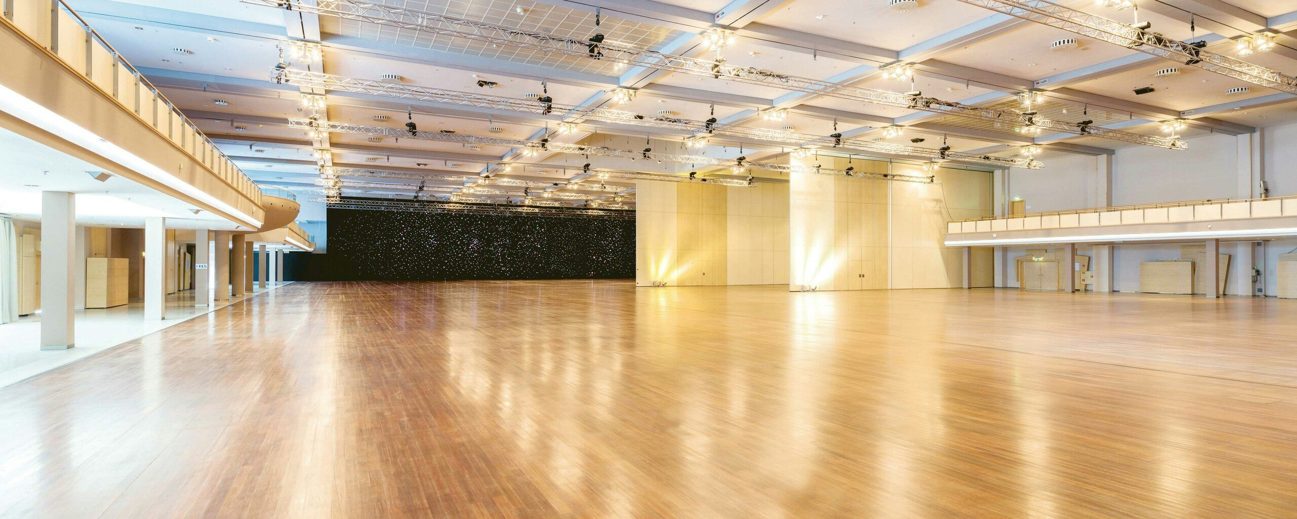Rooms and Spaces – Estrel Berlin