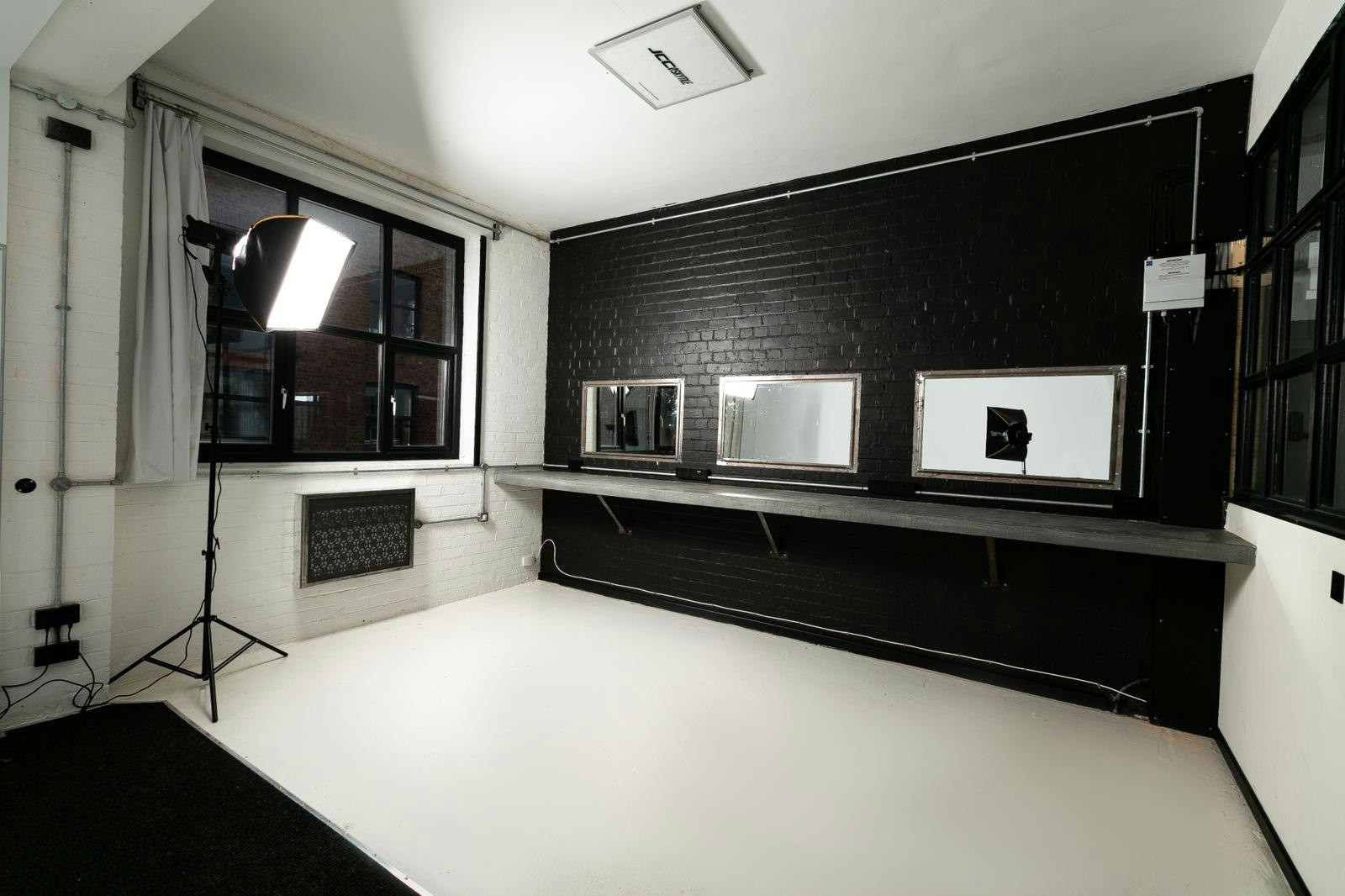 Spectrum Studios - Studio 2 image 3