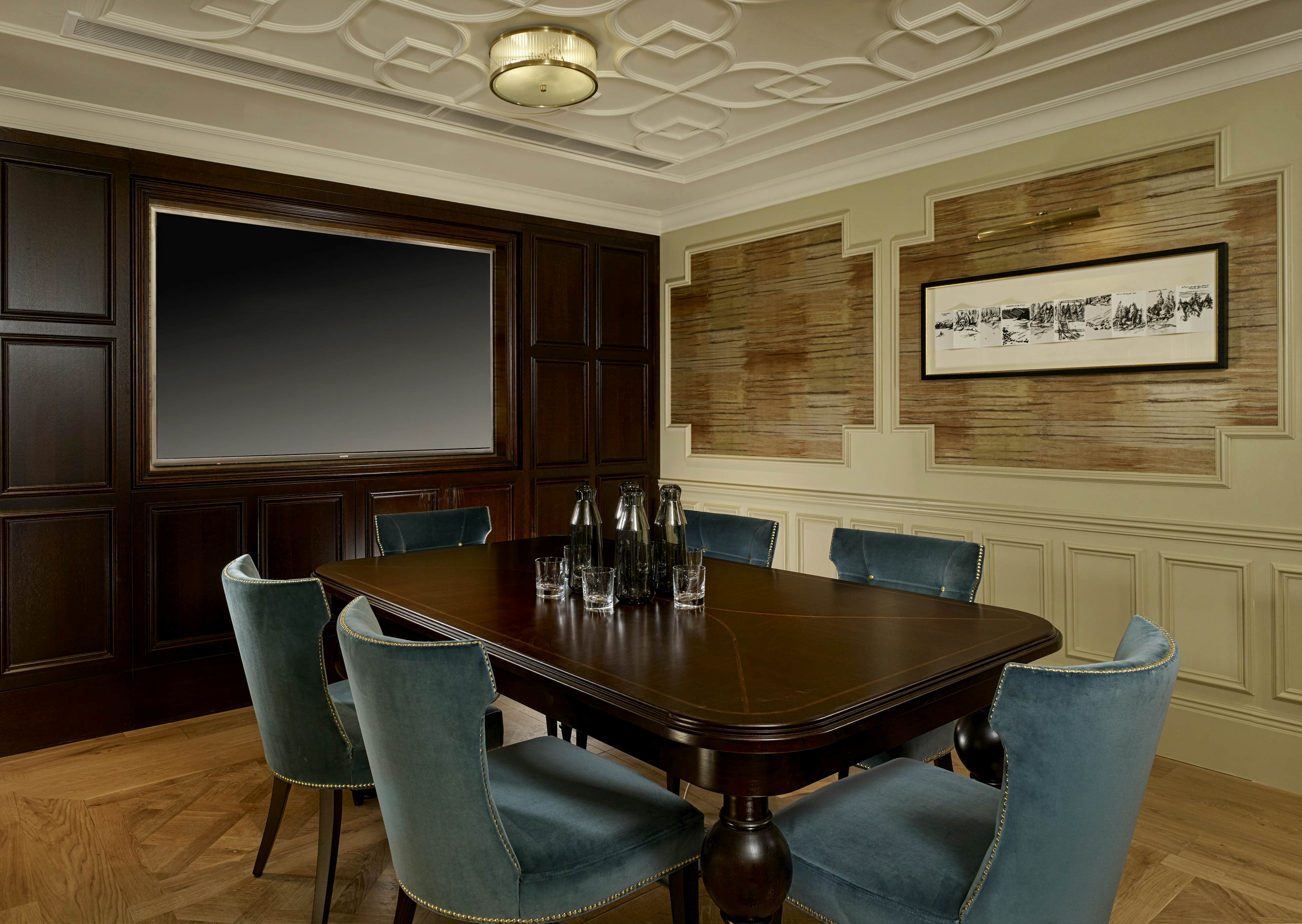 100 Queen's Gate Hotel London, Curio Collection by Hilton - Kensington Room image 2