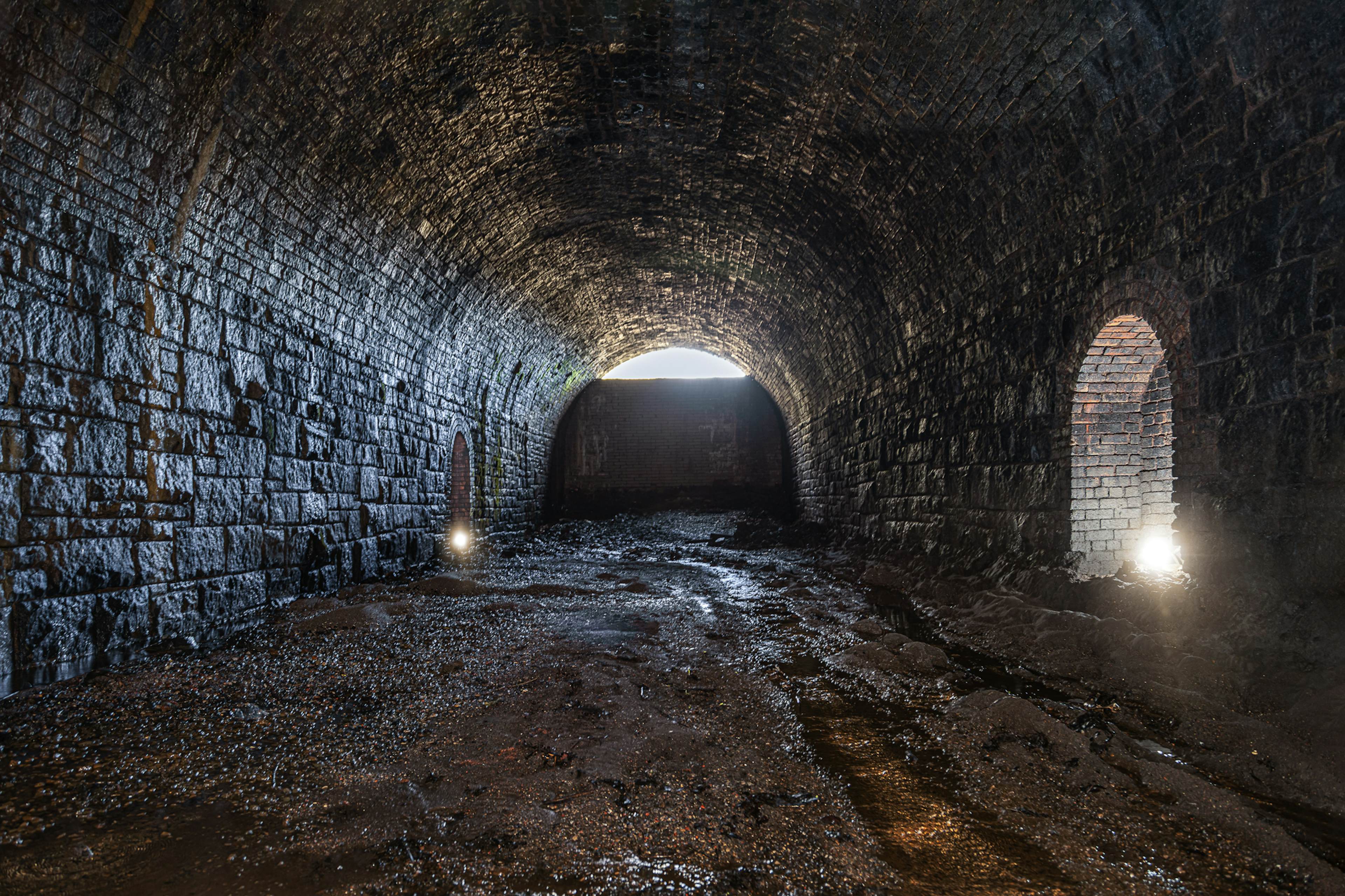 Disused Railway Tunnel - Disused Tunnel image 2