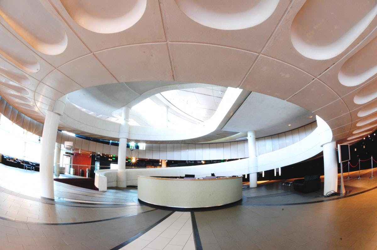 Harrogate Convention Centre - image 1