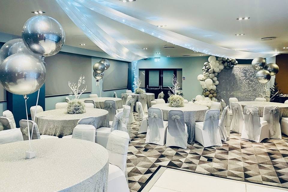 Village Hotel Bury - image 3