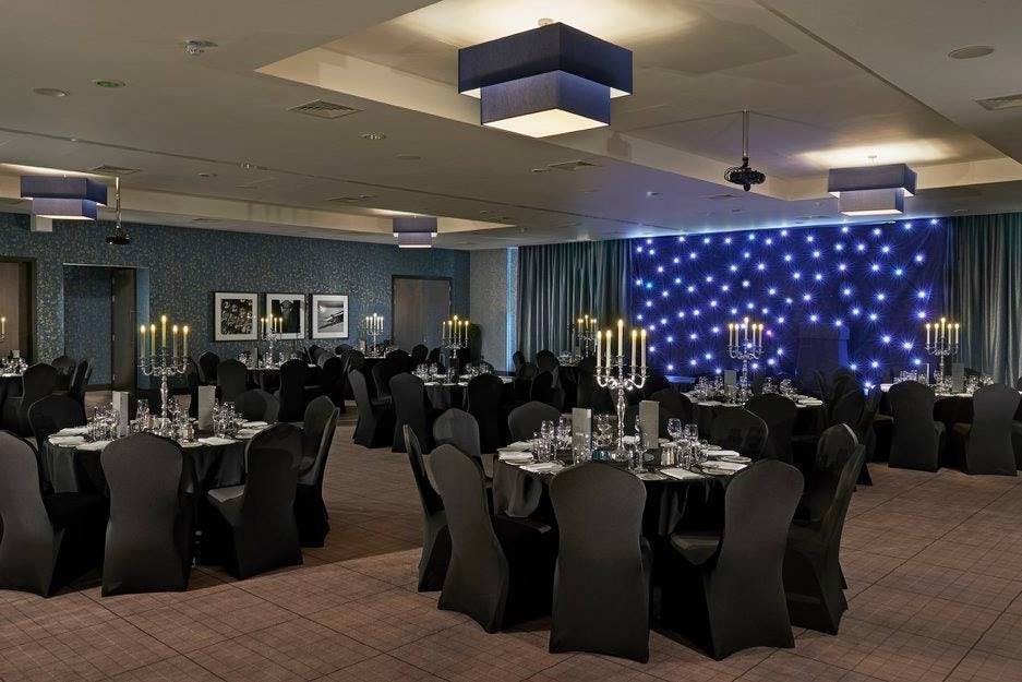 Village Hotel - Edinburgh - image 3